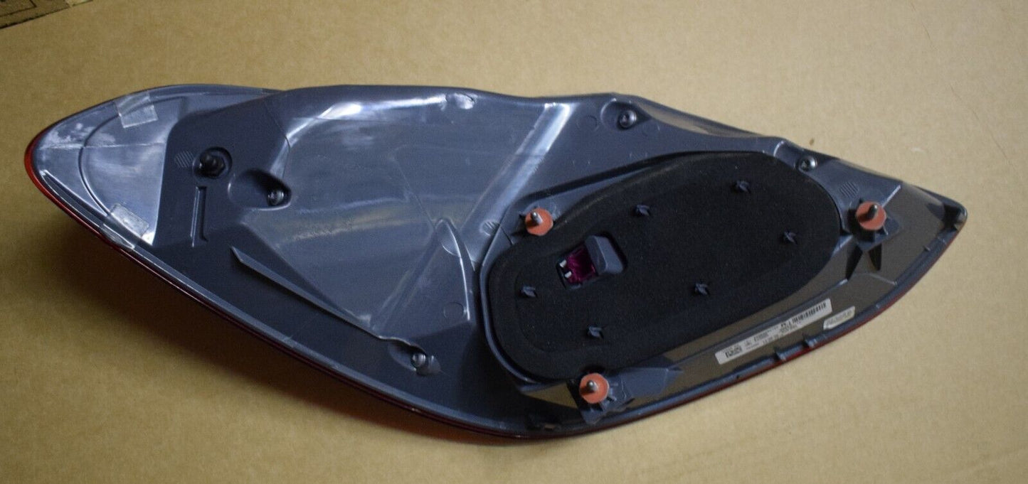 Original Mercedes w205 C Klasse Heckleuchte Rückleuchte rechts A2059062102