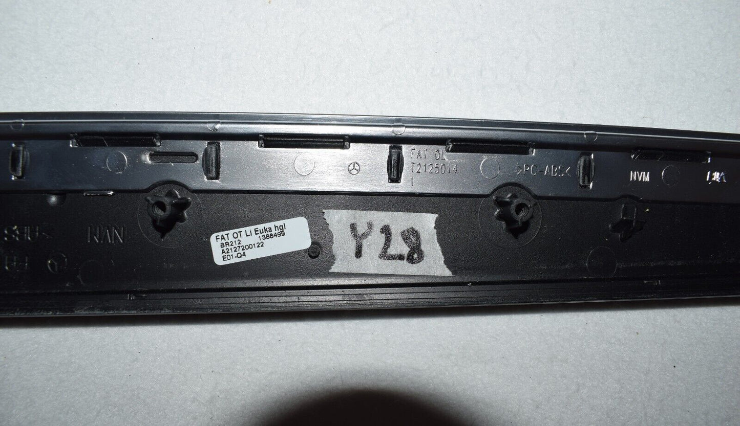 Original Mercedes w212 E Klasse Zierleiste vorne links a2127200122 Eukalyptus