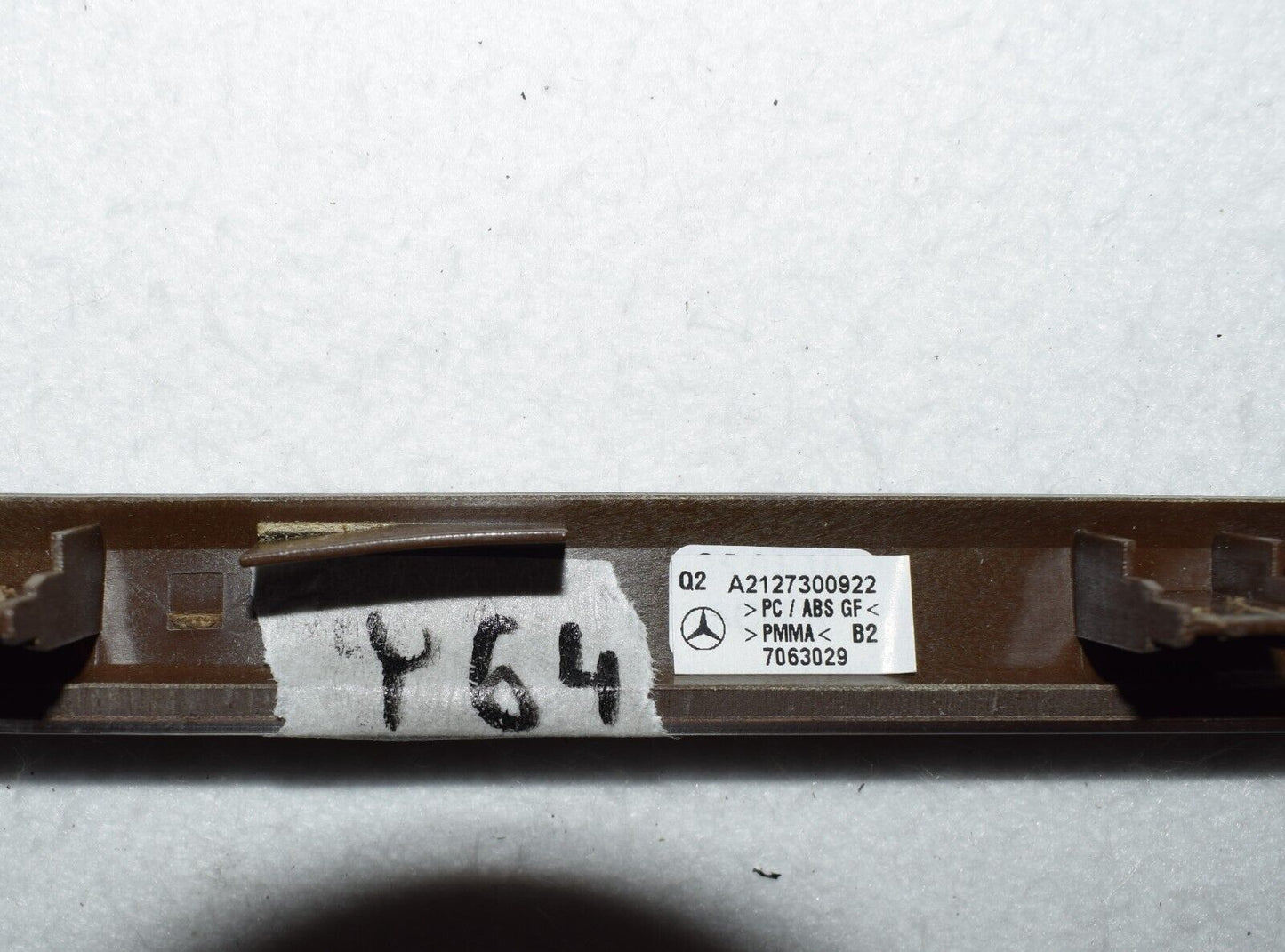 Original Mercedes w212 E Klasse Zierleiste hinten links unten a2127300922