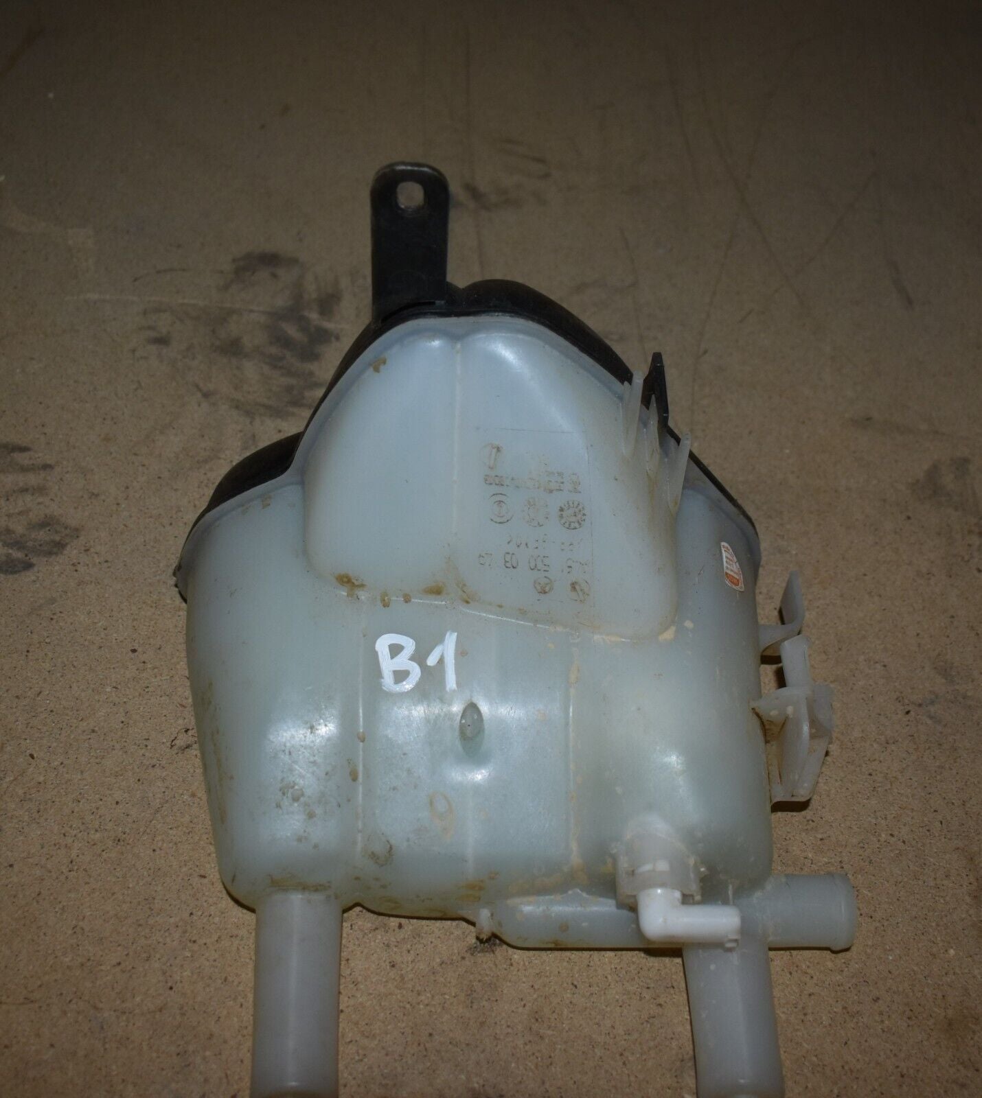 Original Mercedes Ausgleichsbehälter Kühlmittel Behälter w461 w463 a4615000349
