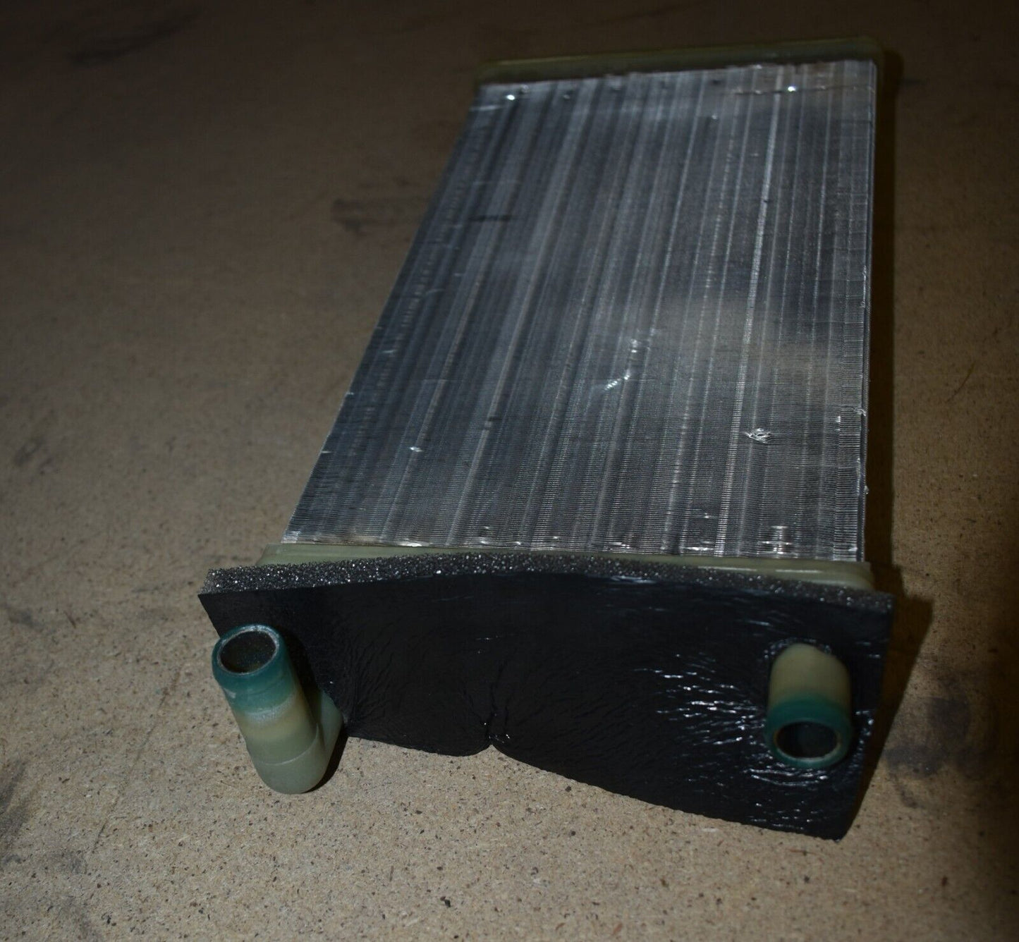 Original Mercedes T1 601 Wärmetausche 9242287505 Heizun Behr