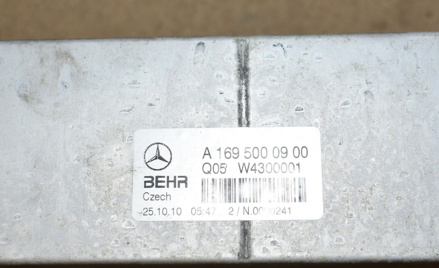 Original Mercedes A Klasse w169 Ladeluftkühler a1695000900