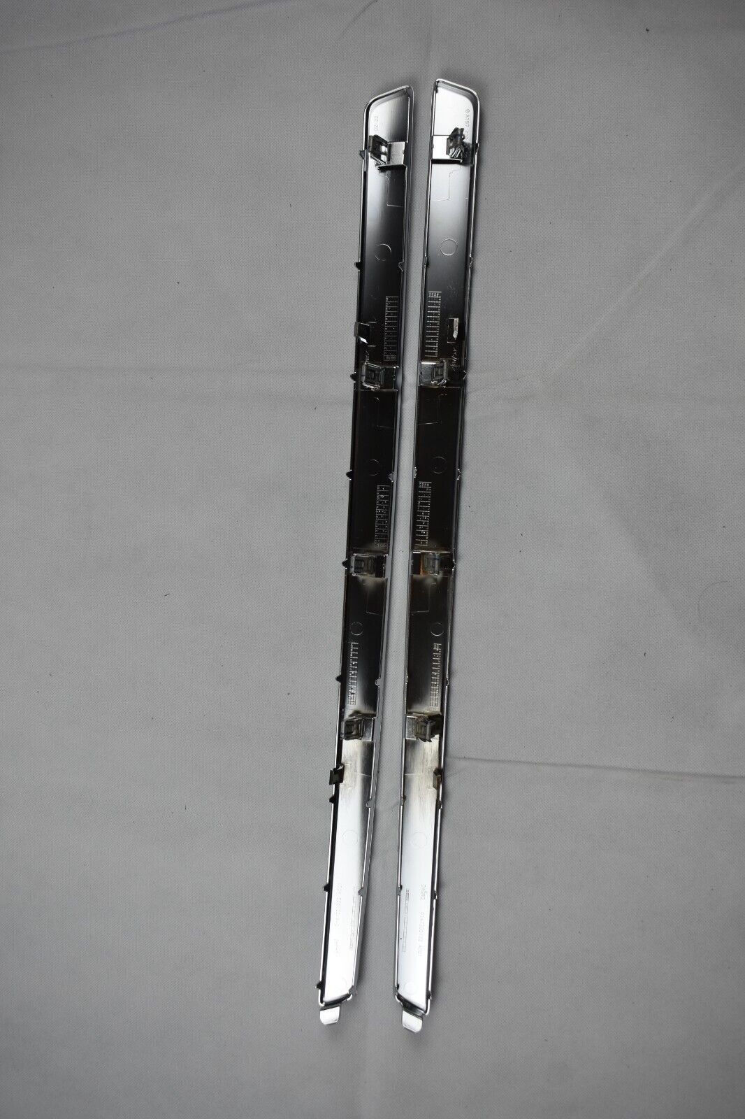 Original Mercedes SLS w197 Chrom Zierleisten Türverkleidung a1977200122