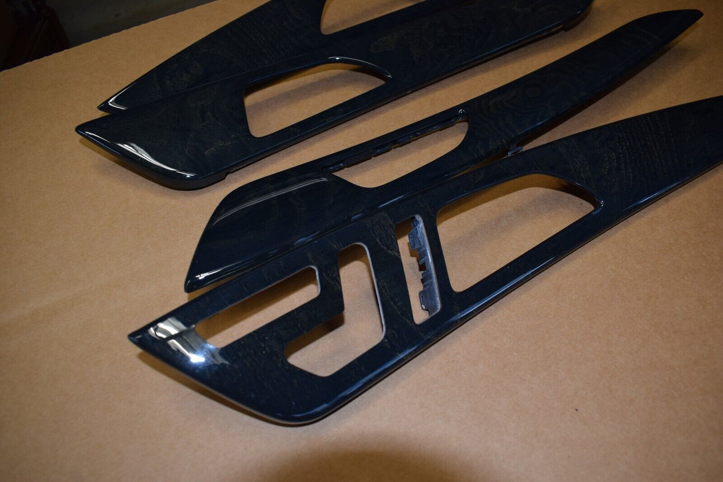 Original Mercedes w218 CLS Holzleiste Tür Esche schwarz glänzend