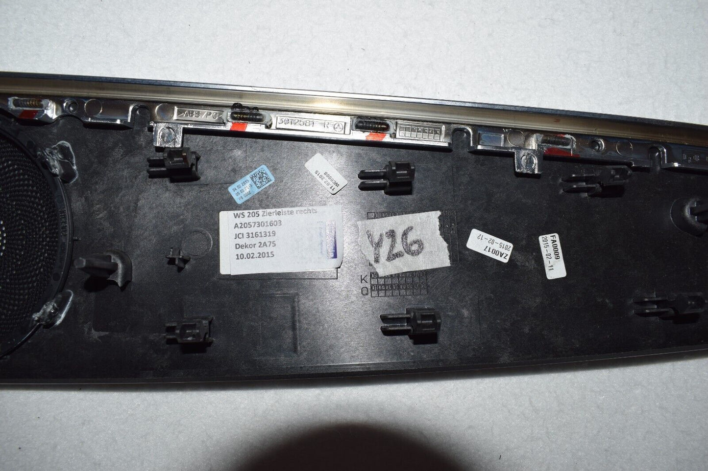 Original Mercedes w205 C Klasse a2057301603 Chrom hinten rechts