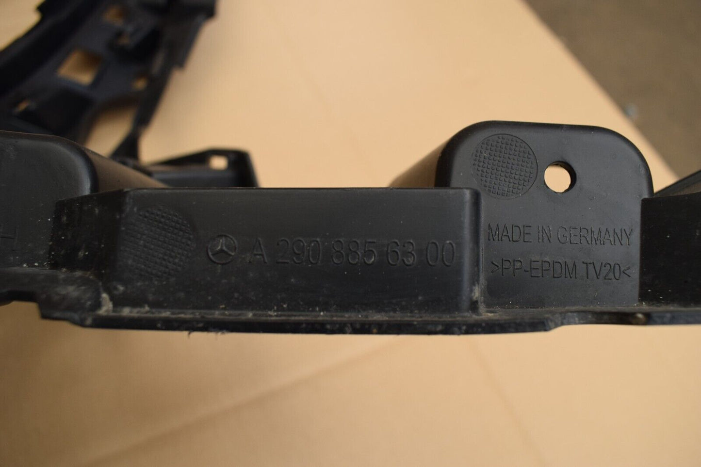 Original Mercedes GT X290 Grundträger Stoßfänger a2908856300