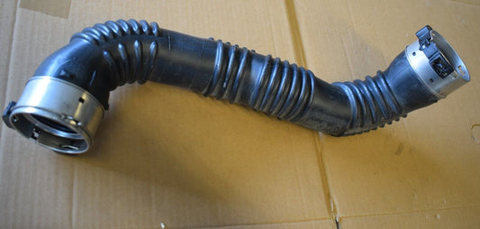 Original Mercedes Ladeluftrohr a2465200101 CLA w117