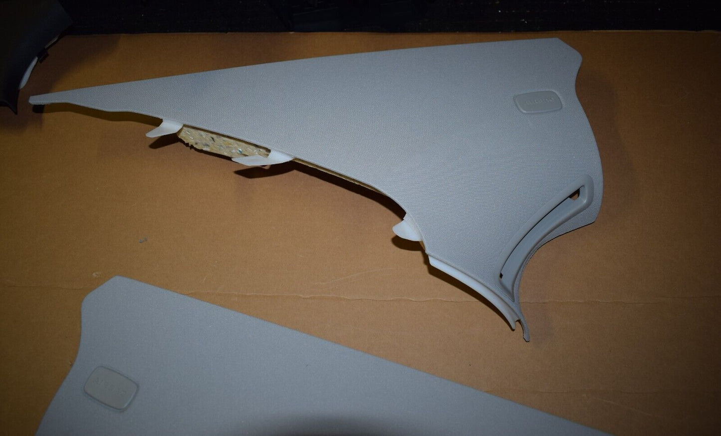Original Mercedes W212 E Klasse Stoff Abdeckung C Säule Grau rechts links