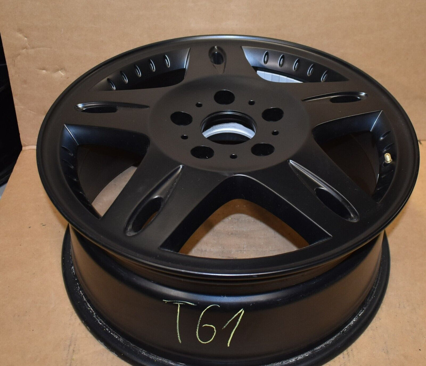 1x Original Mercedes w463 G Klasse Alufelge A4634011002 7,5Jx18 ET63 Felge