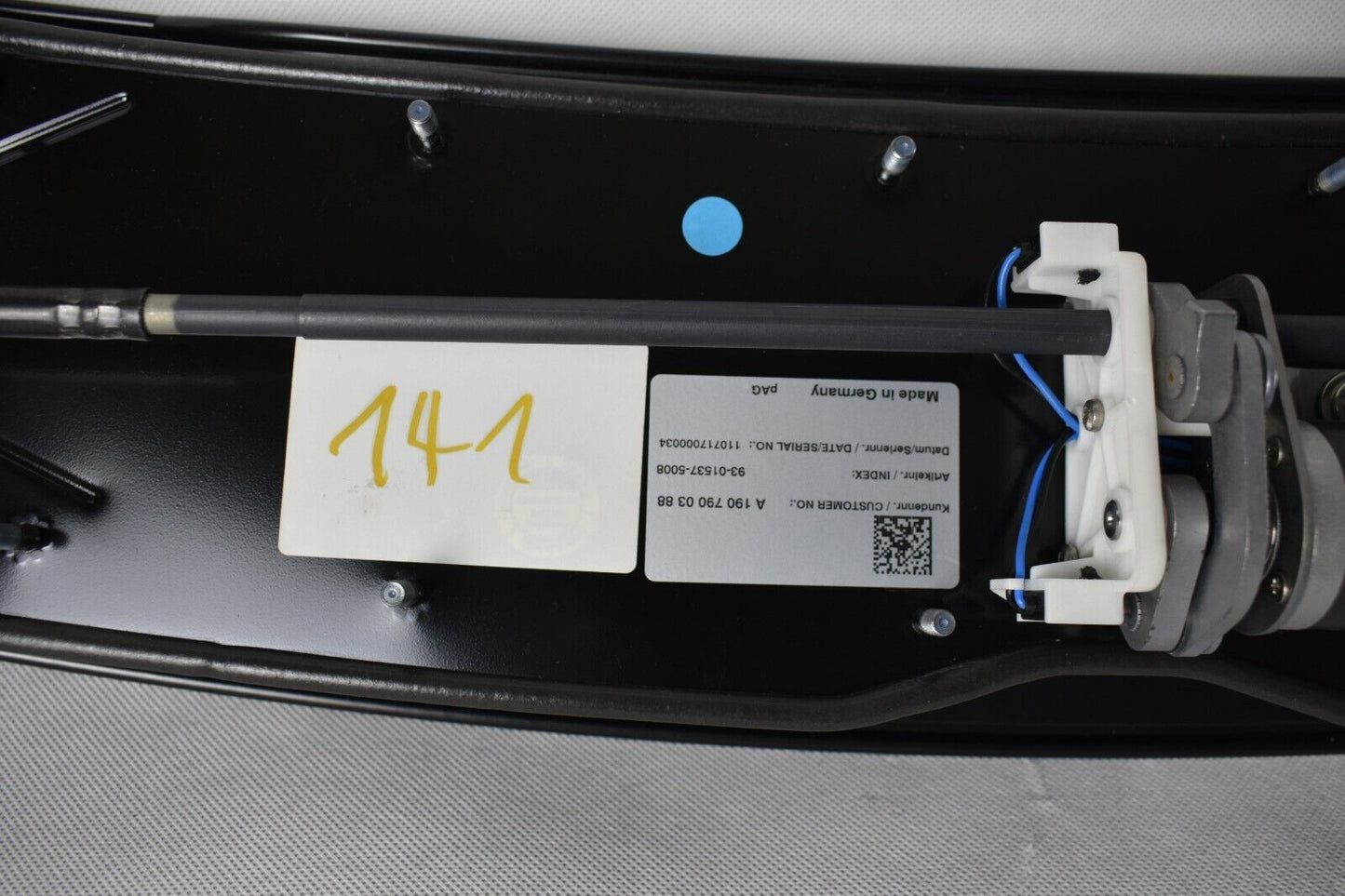 Original Mercedes AMG GT C190 Heckspoiler Unterteil a1907900388 Graphitgrau Magn