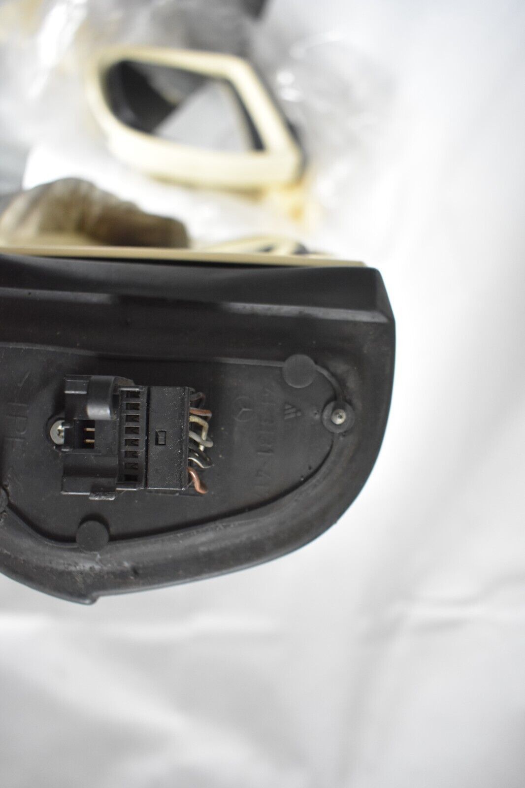 Original Mercedes Außenspiegel w210 E Klasse links Spiegel 413131417