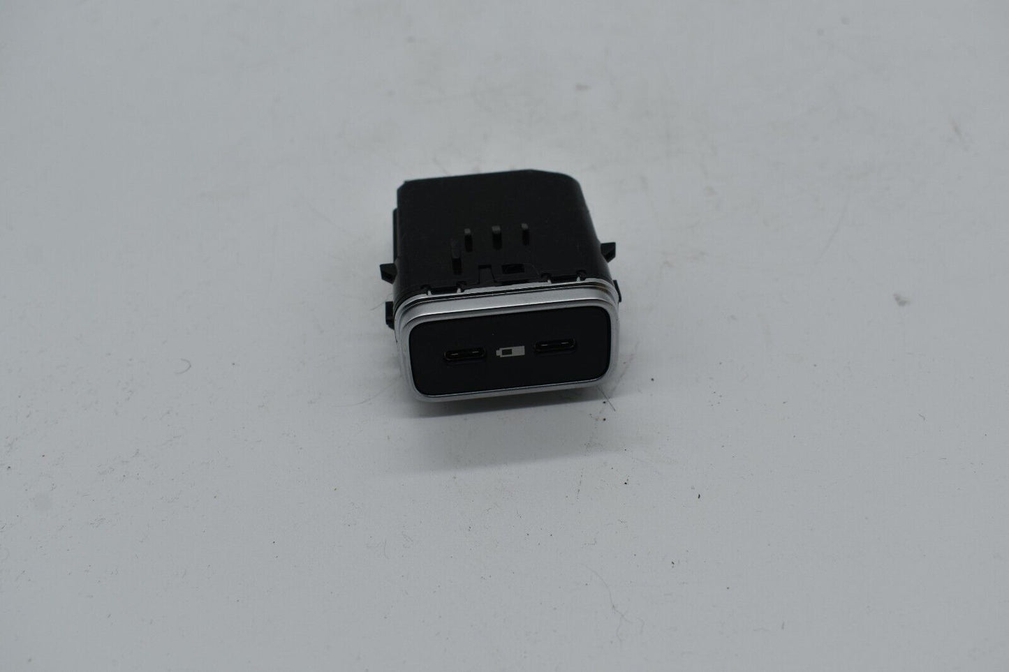 Original Mercedes w167 GLE GLS a1678205201 Multimedia Anschließeinheit