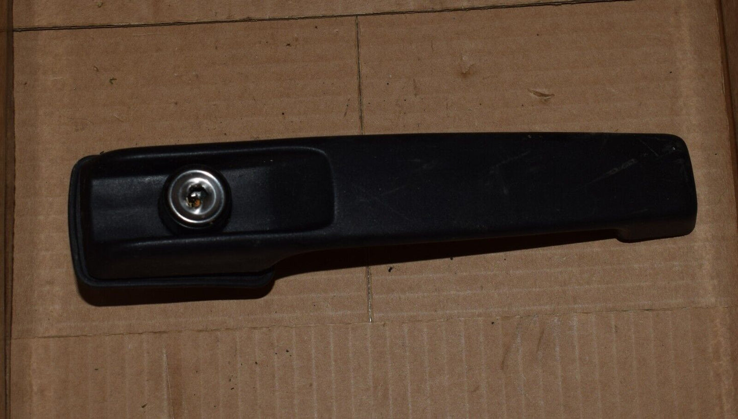 Original Mercedes G Klasse w463 Türgriff außen Fahrer vorne links a4637600959