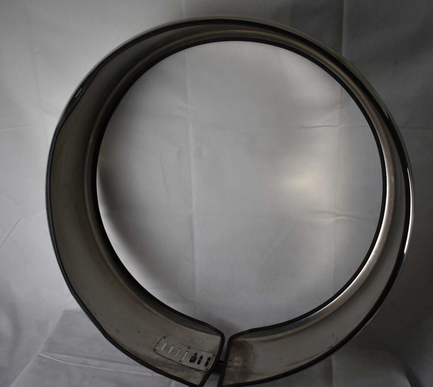 Original Mercedes Reserverad Abdeckung G Klasse w463 schwarz hinten