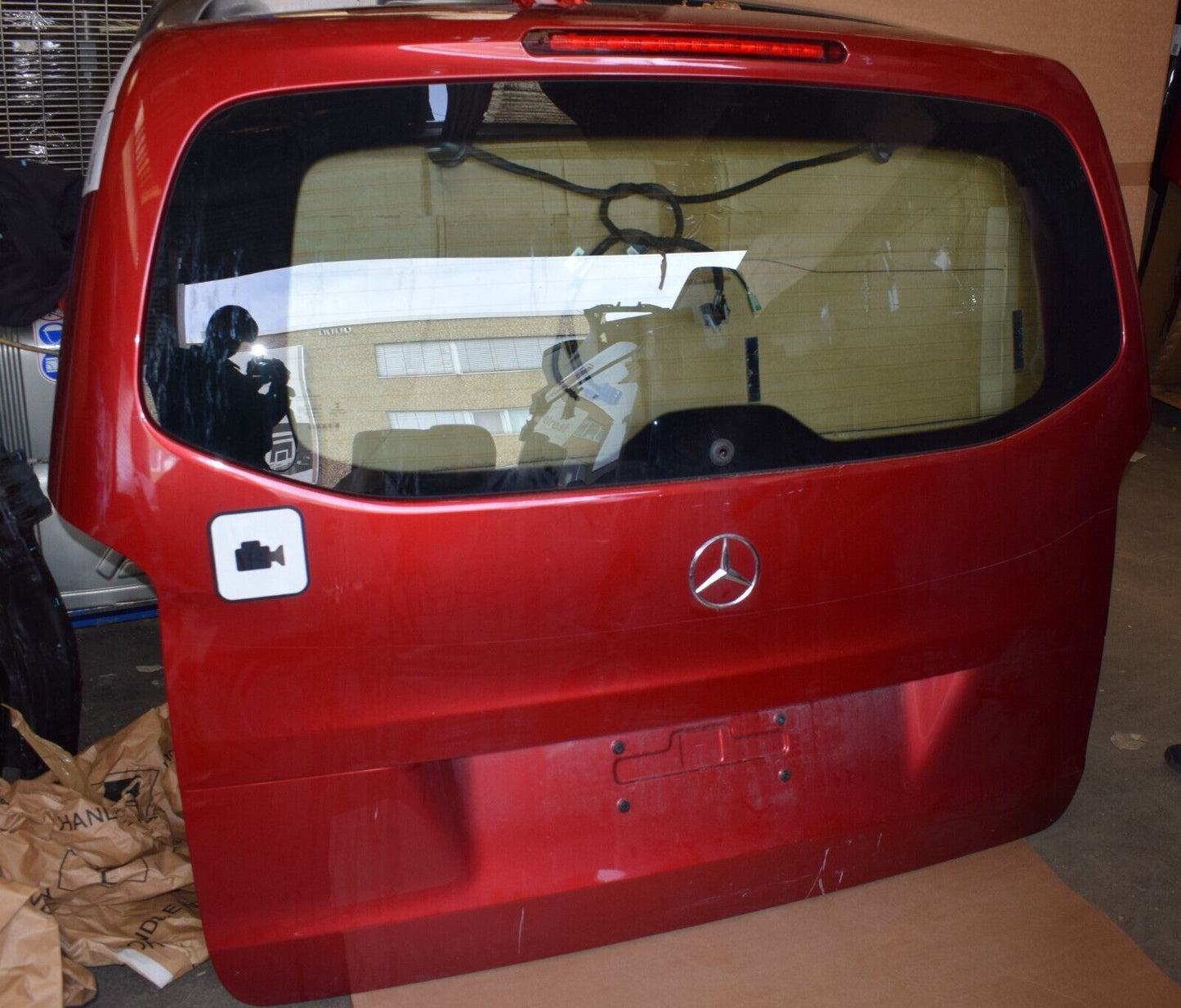 Original Mercedes Vito w447 Heckklappe mit Scheibe rot hecktür