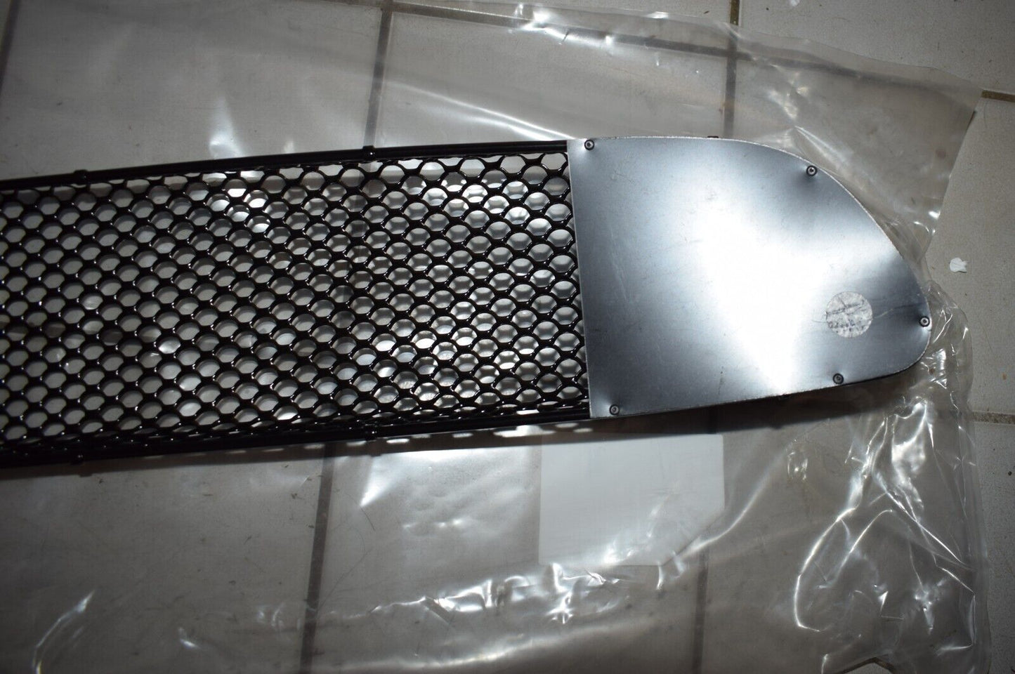 Original Mercedes R171 Abdeckung Stoßfänger Gitter SLK AMG a1718850053