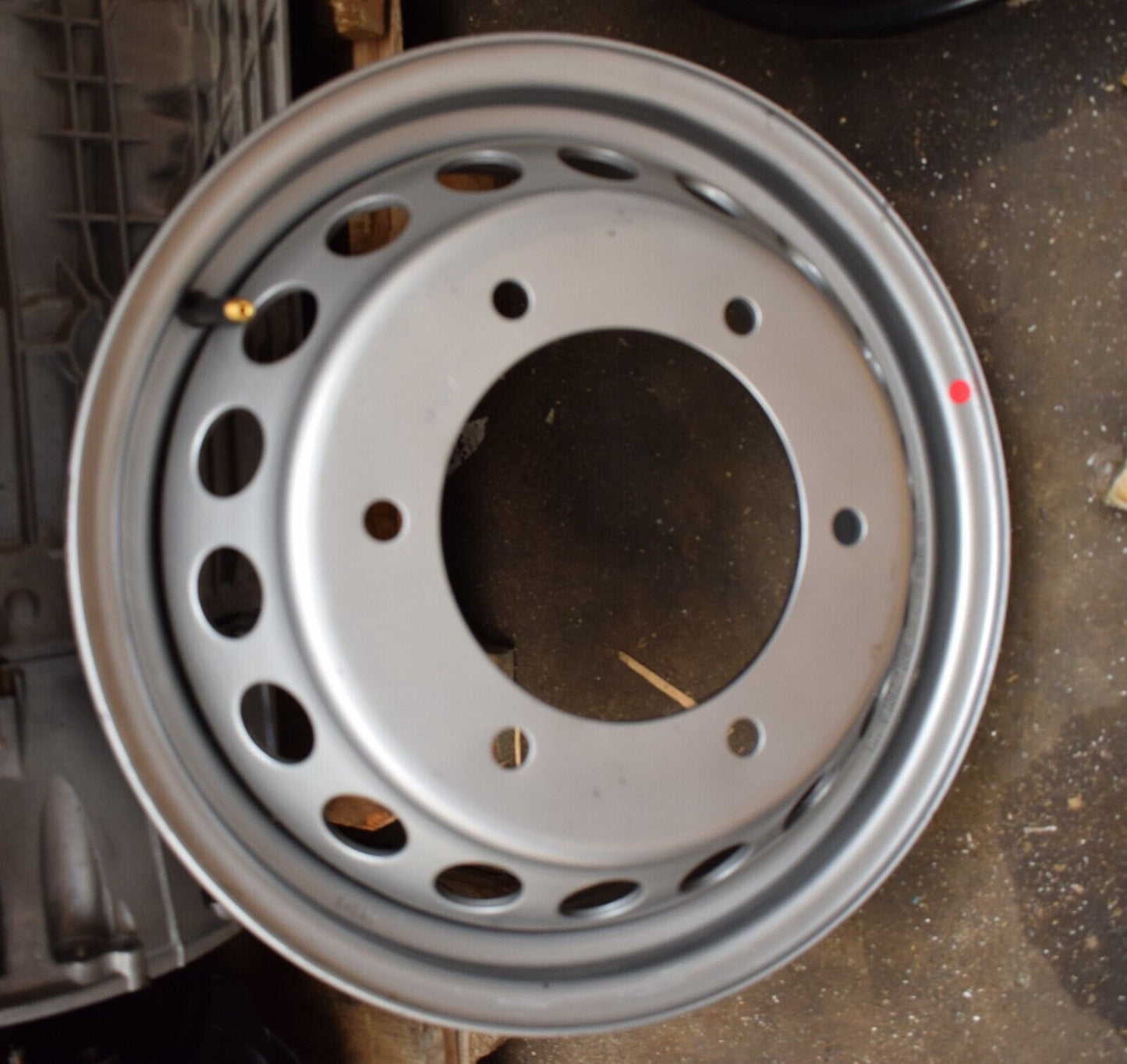1x Original Mercedes w907 w906 Sprinter Stahlfelge a9064013800 5,5Jx16