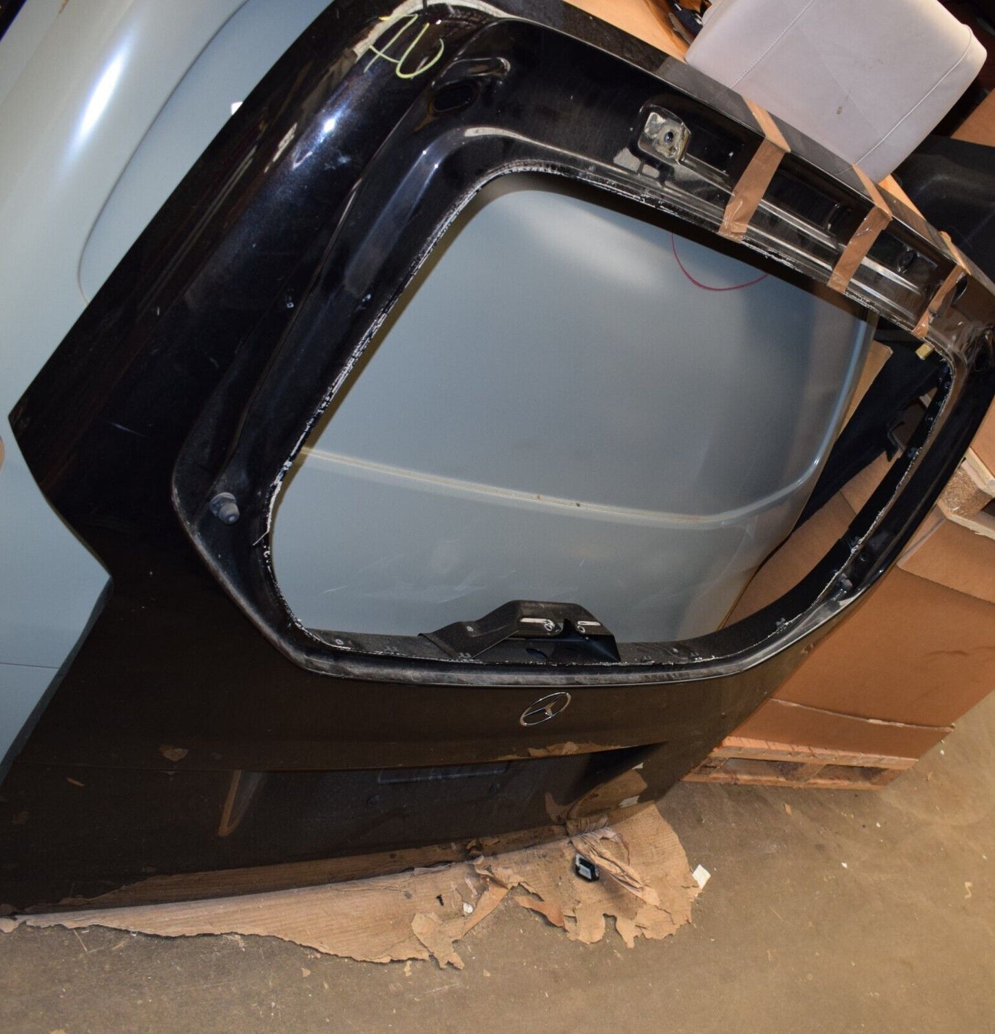 Original Mercedes w447 V Klasse Heckklappe Scheibe klappbar A4477404000 Schwarz