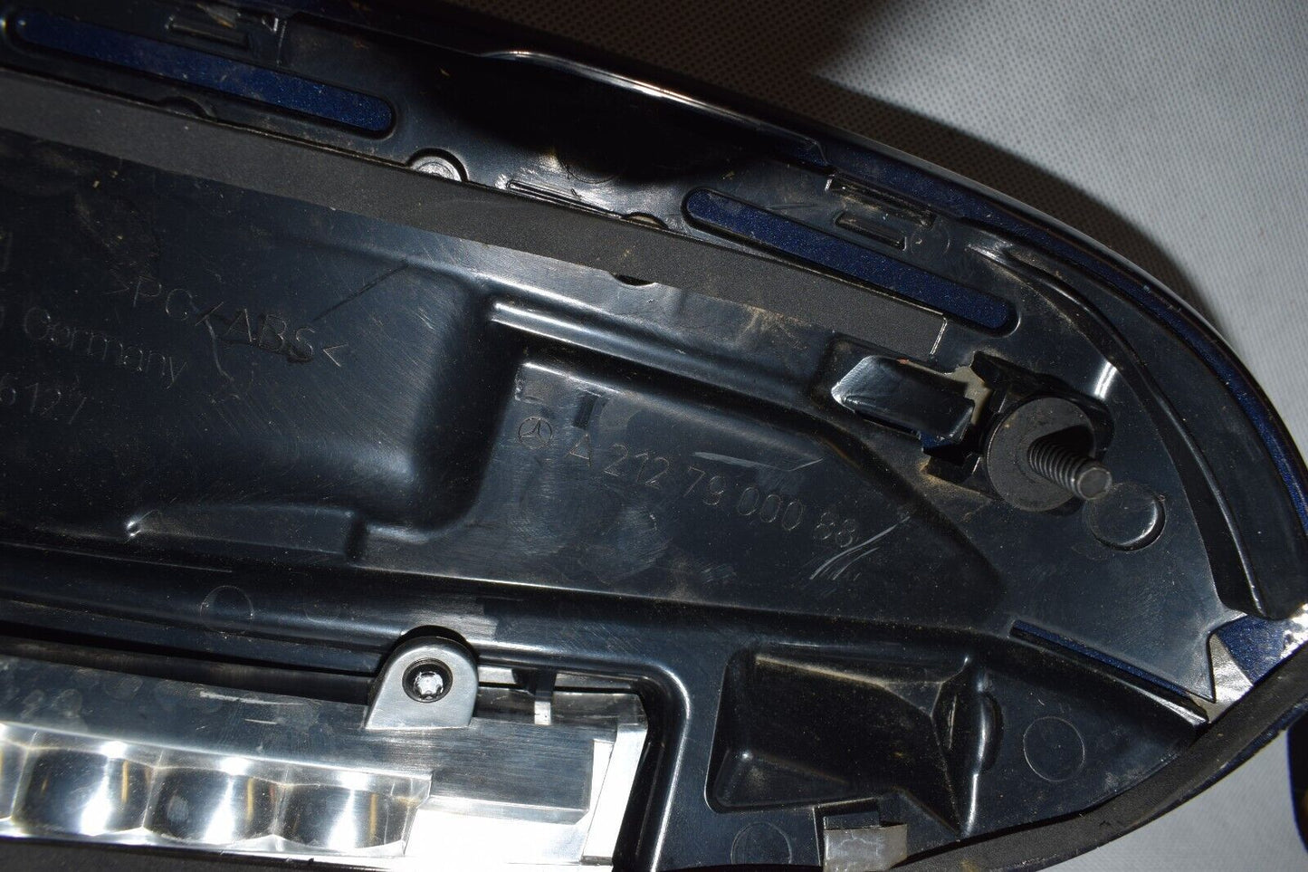 Original Mercedes Mercedes w212 T Modell Spoiler a2127900088