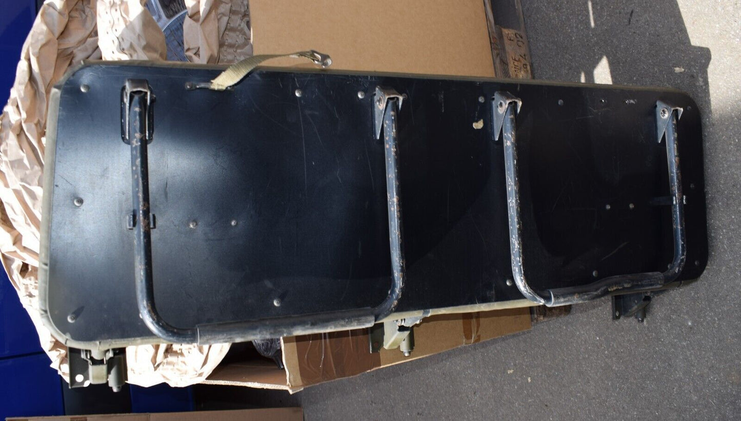 Original Mercedes G Klasse w461 Grün Sitz hinten Sitzbank Notsitz Klappsitz Wolf