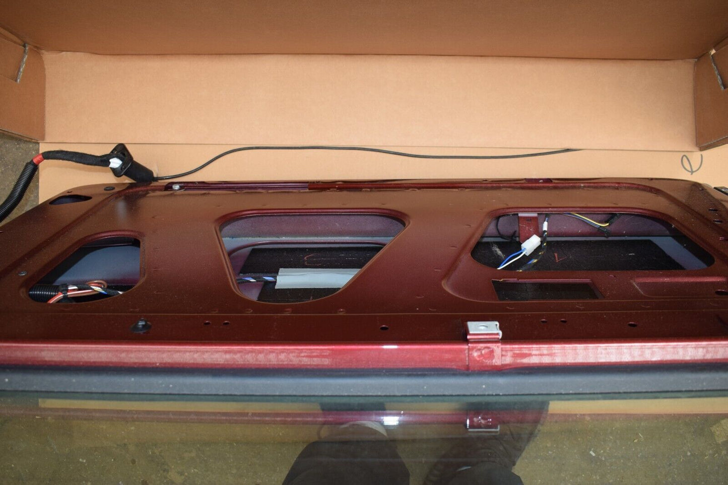 Original Mercedes w 463 G klasse Hecktür Tür hinten heckklappe 463 rot