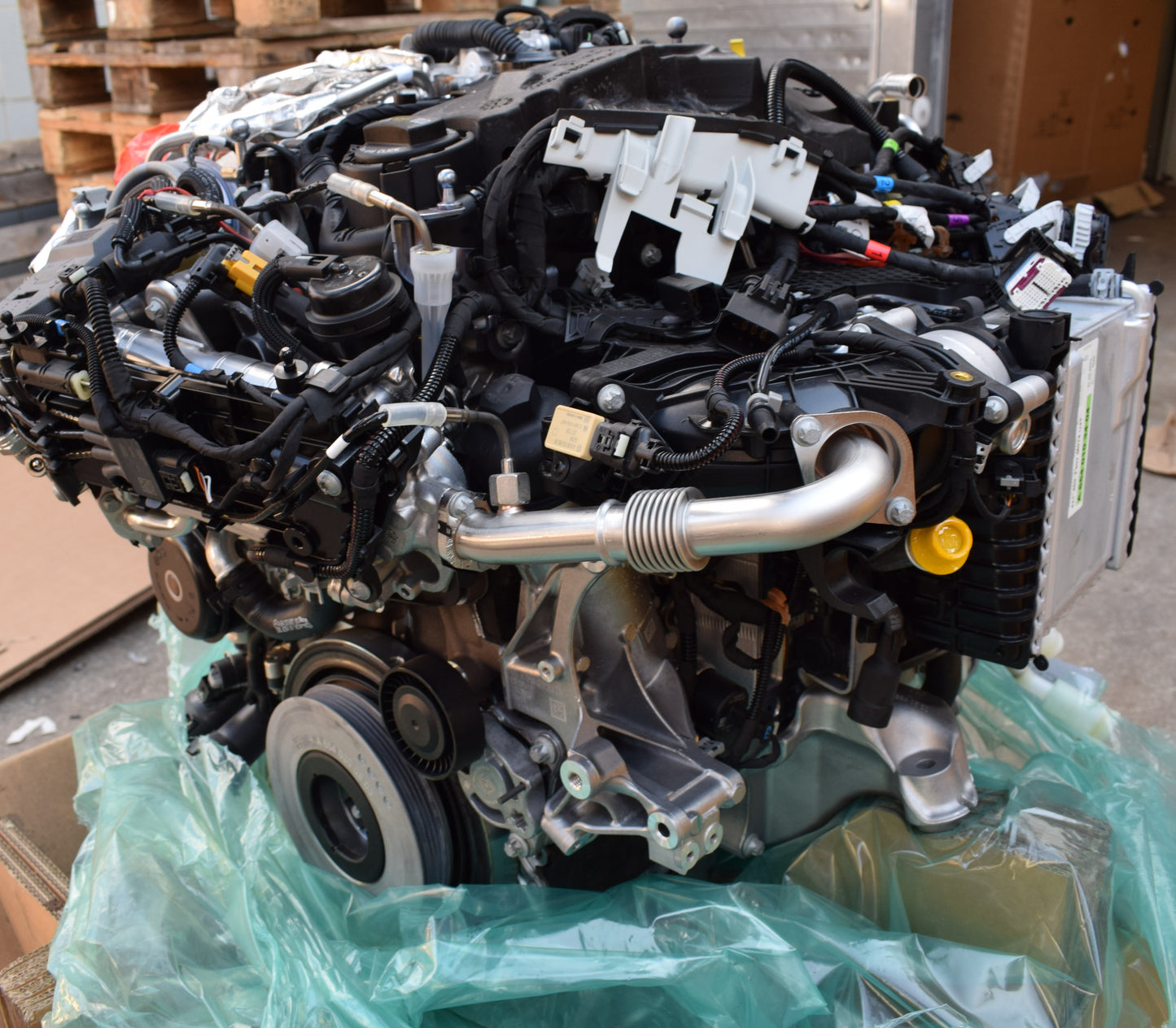 1x Original Mercedes w907 w910 Motor NEU OM65920 a6540103404 0 KM