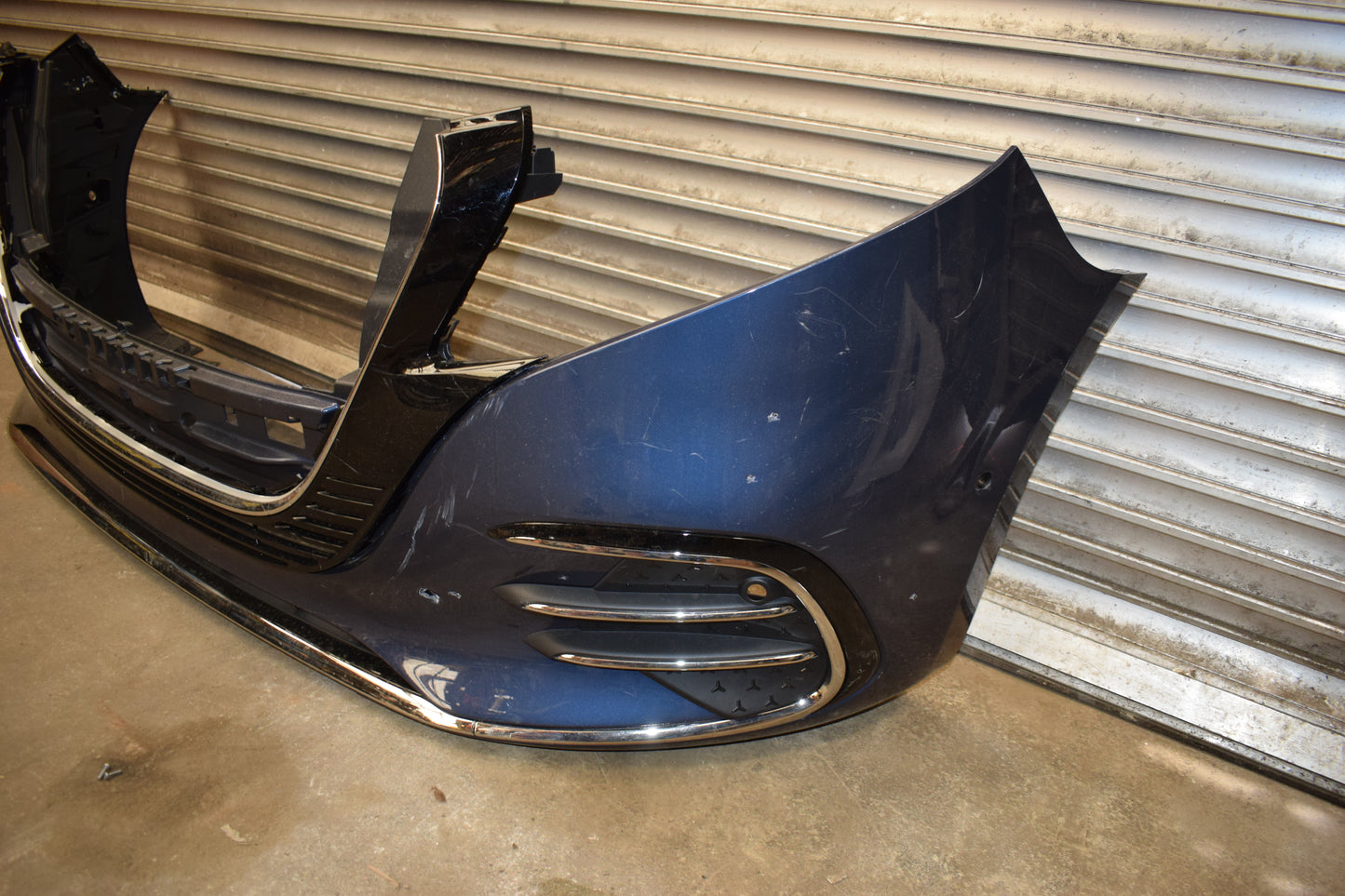 Original Mercedes V klasse w447 AMG Stoßstange Mopf 2