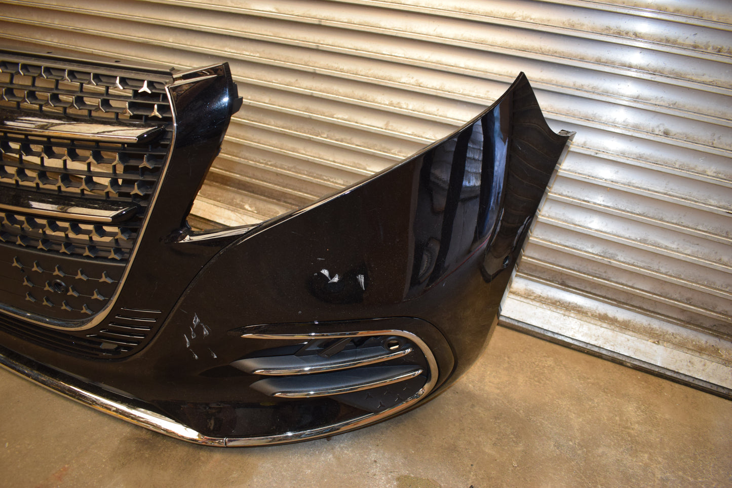 Original Mercedes V klasse w447 AMG Stoßstange Mopf 2 Grill beleuchtet
