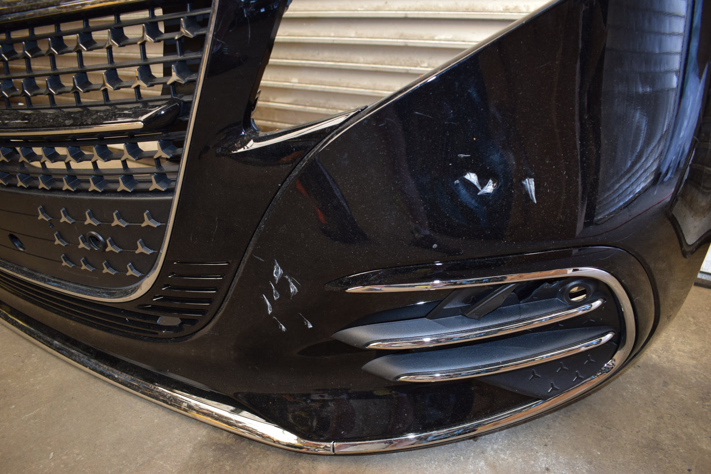 Original Mercedes V klasse w447 AMG Stoßstange Mopf 2 Grill beleuchtet