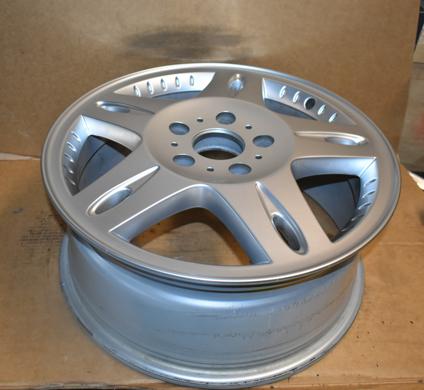 1x Original Mercedes w463 G Klasse Alufelge A4634011002 7,5Jx18 ET63 Felge