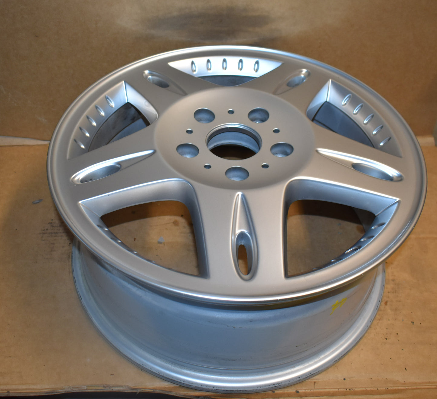 1x Original Mercedes w463 G Klasse Alufelge A4634011002 7,5Jx18 ET63 Felge