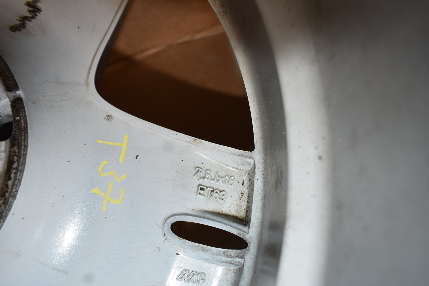 1x Original Mercedes w463 G Klasse Alufelge A4634011002 7,5Jx18 ET63 Felge