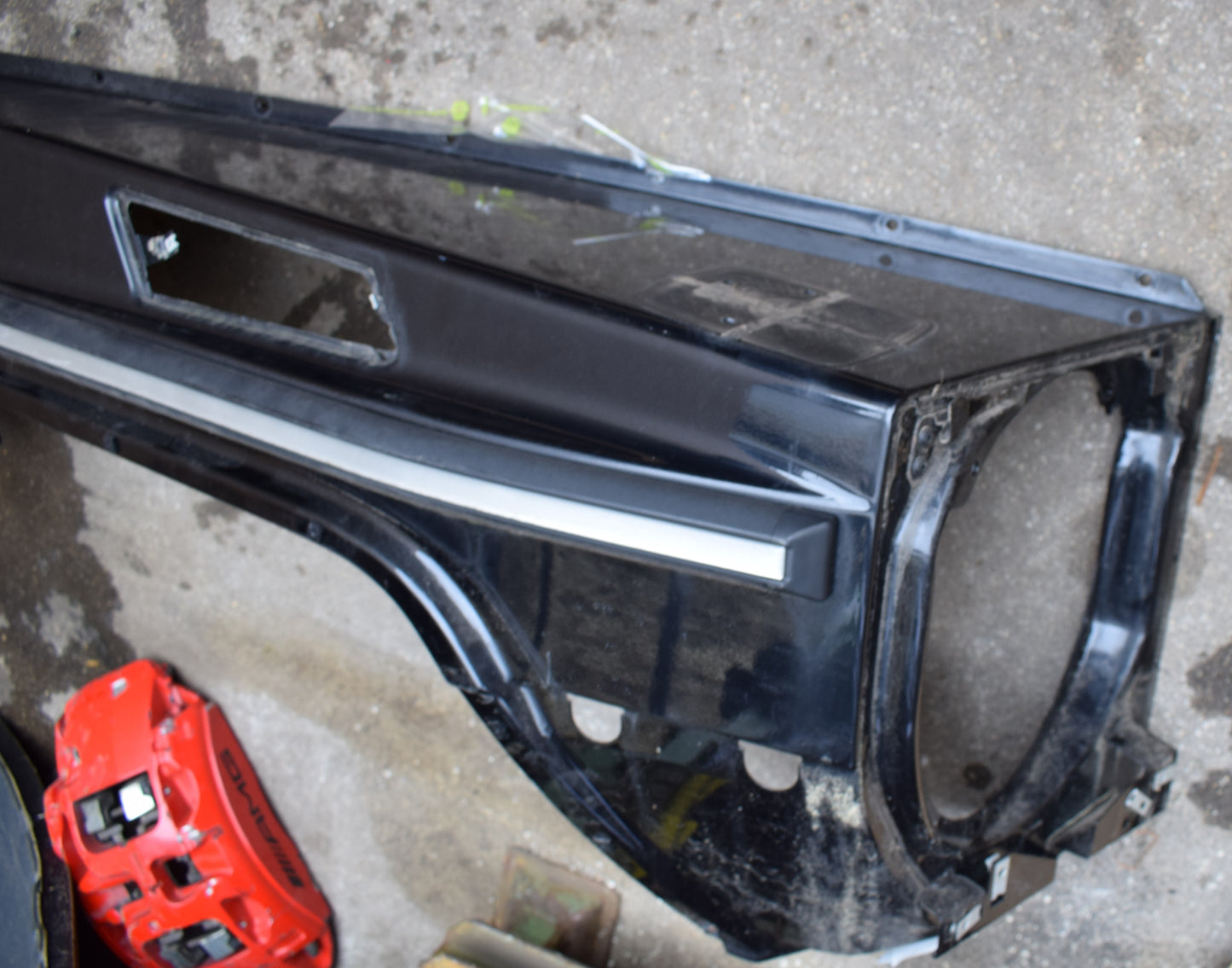 Original Mercedes Kotflügel Obsidianschwarz w463 G Klasse rechts A4638807006