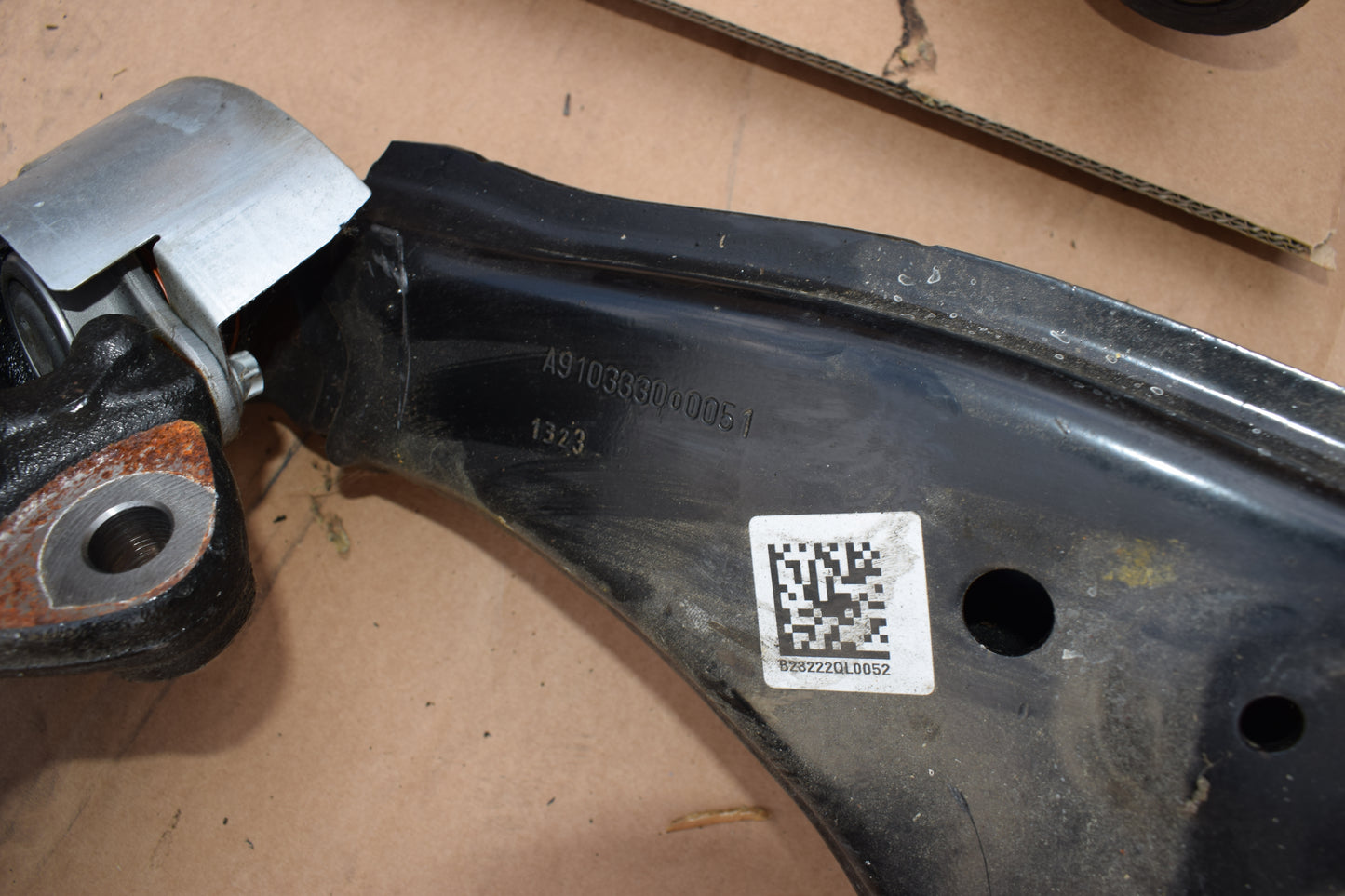 Original Mercedes Querlenker Radaufhägnung Radlager Achsschenkel w910 vorne