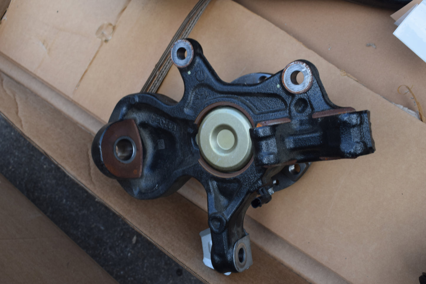 Original Mercedes Radlager Sprinter w907 a9073321400 A9079810000 Achsträger