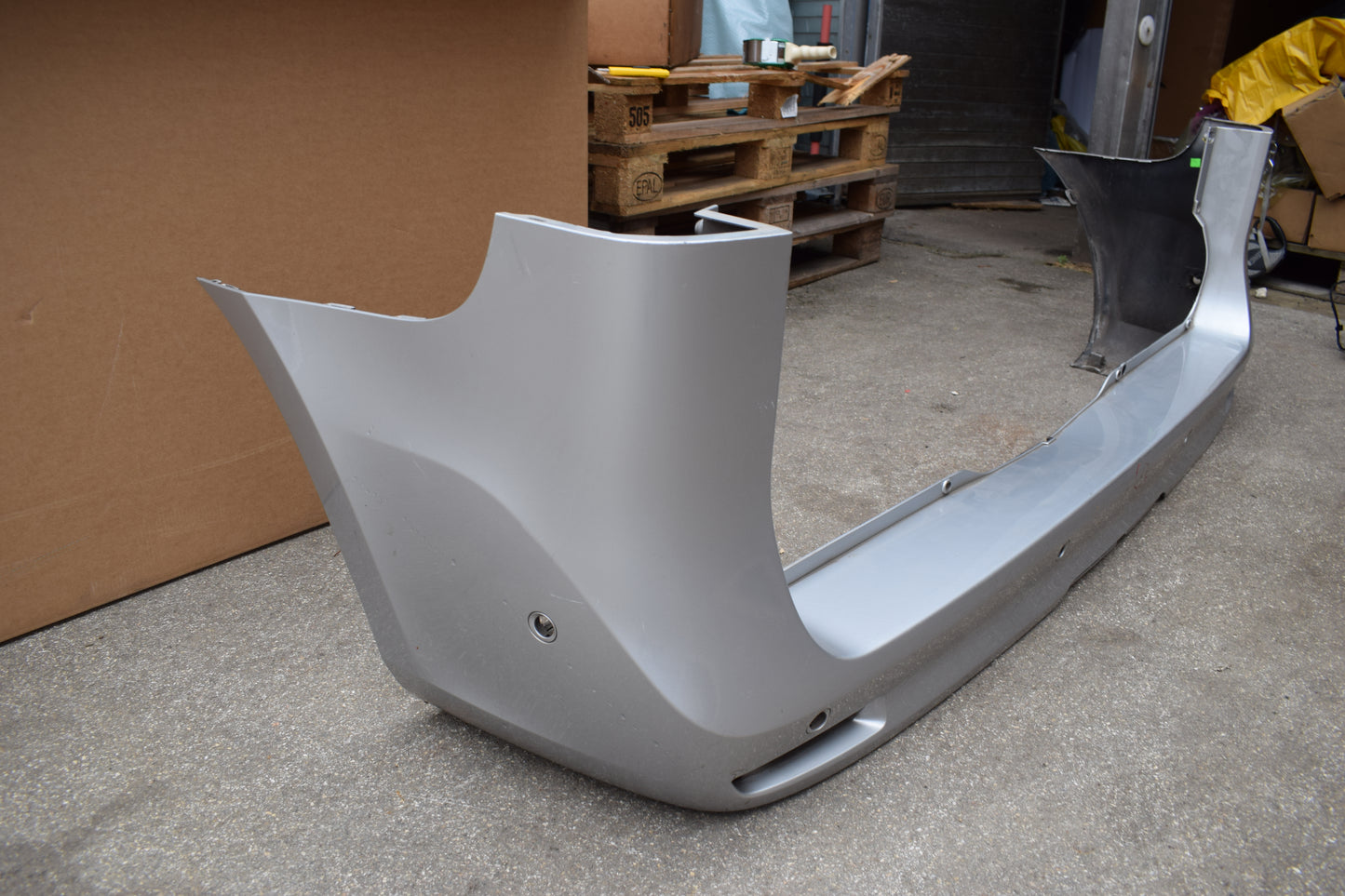 Original Mercedes w447 Vito V Klasse hinten Silber Kompakt A4478803505