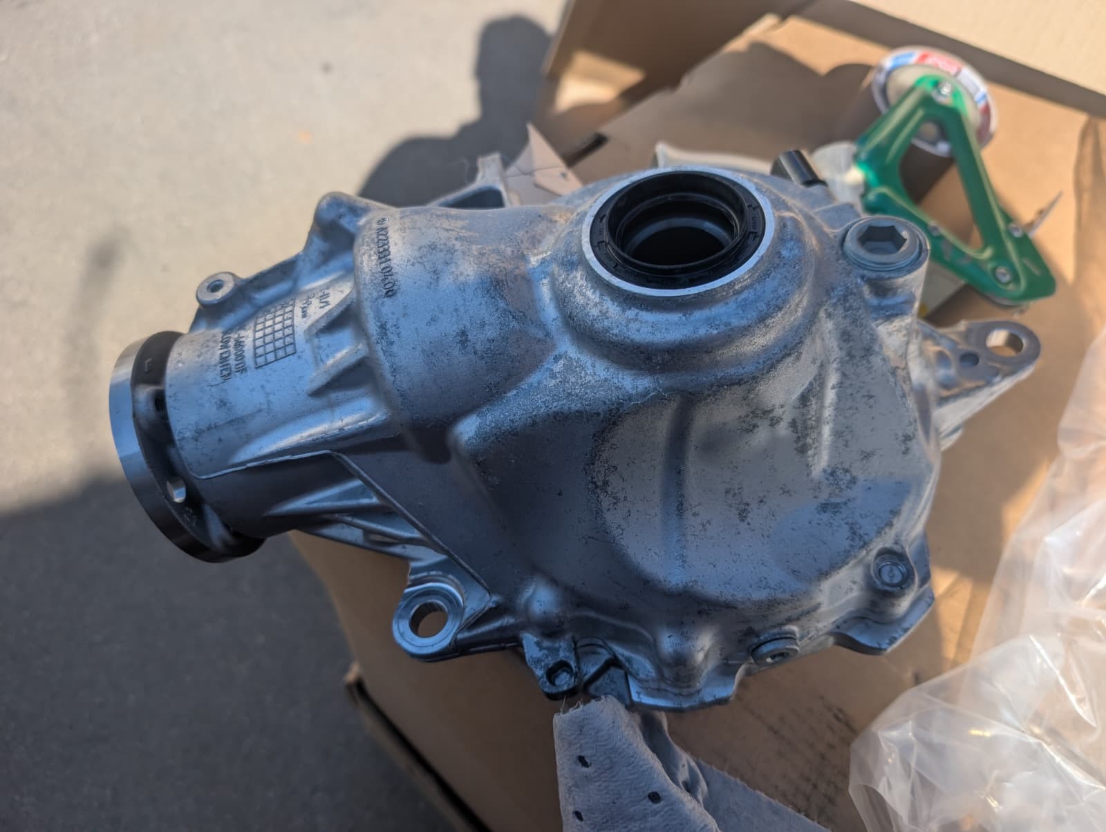 Original Mercedes w254 GLC 300de Vorderachsgetriebe OM654 Allrad A2233302403
