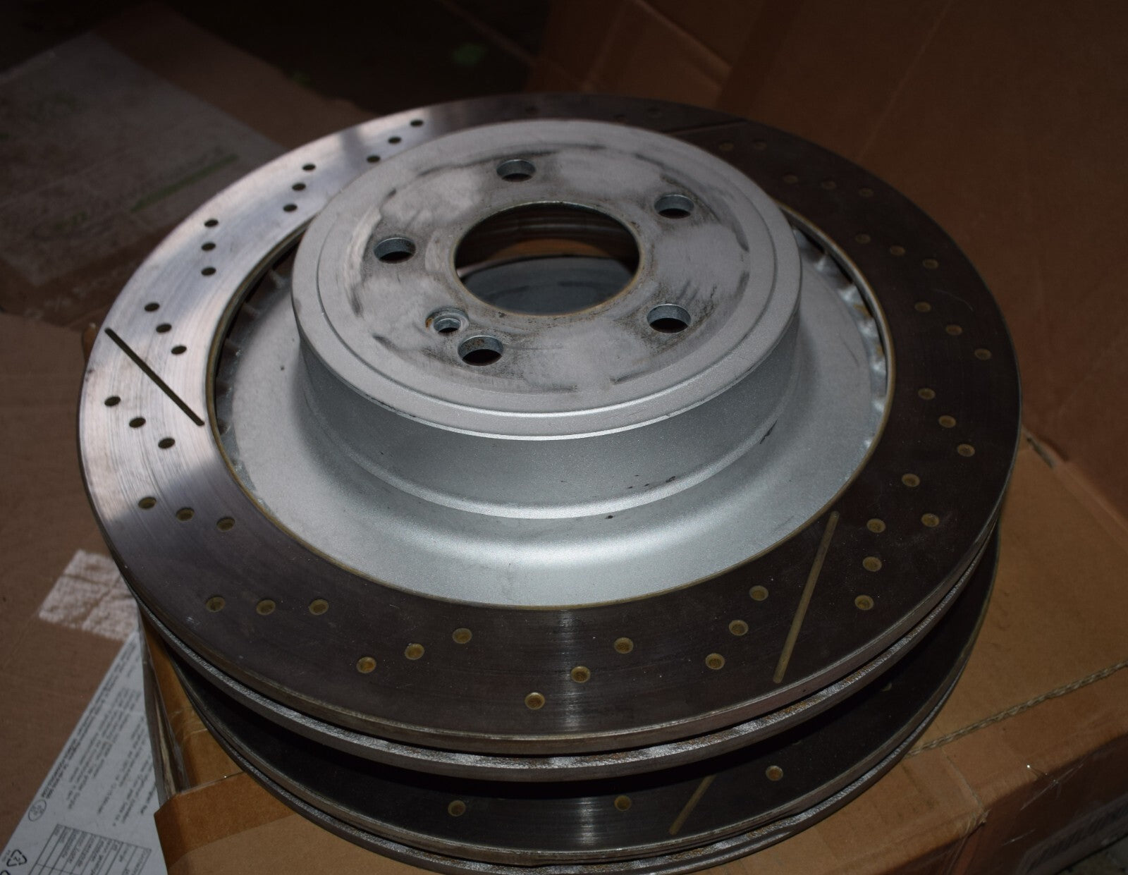 Original Mercedes w218 w212 E Klasse CLS AMG 63 Bremsen Bremsanlage Sattel Set