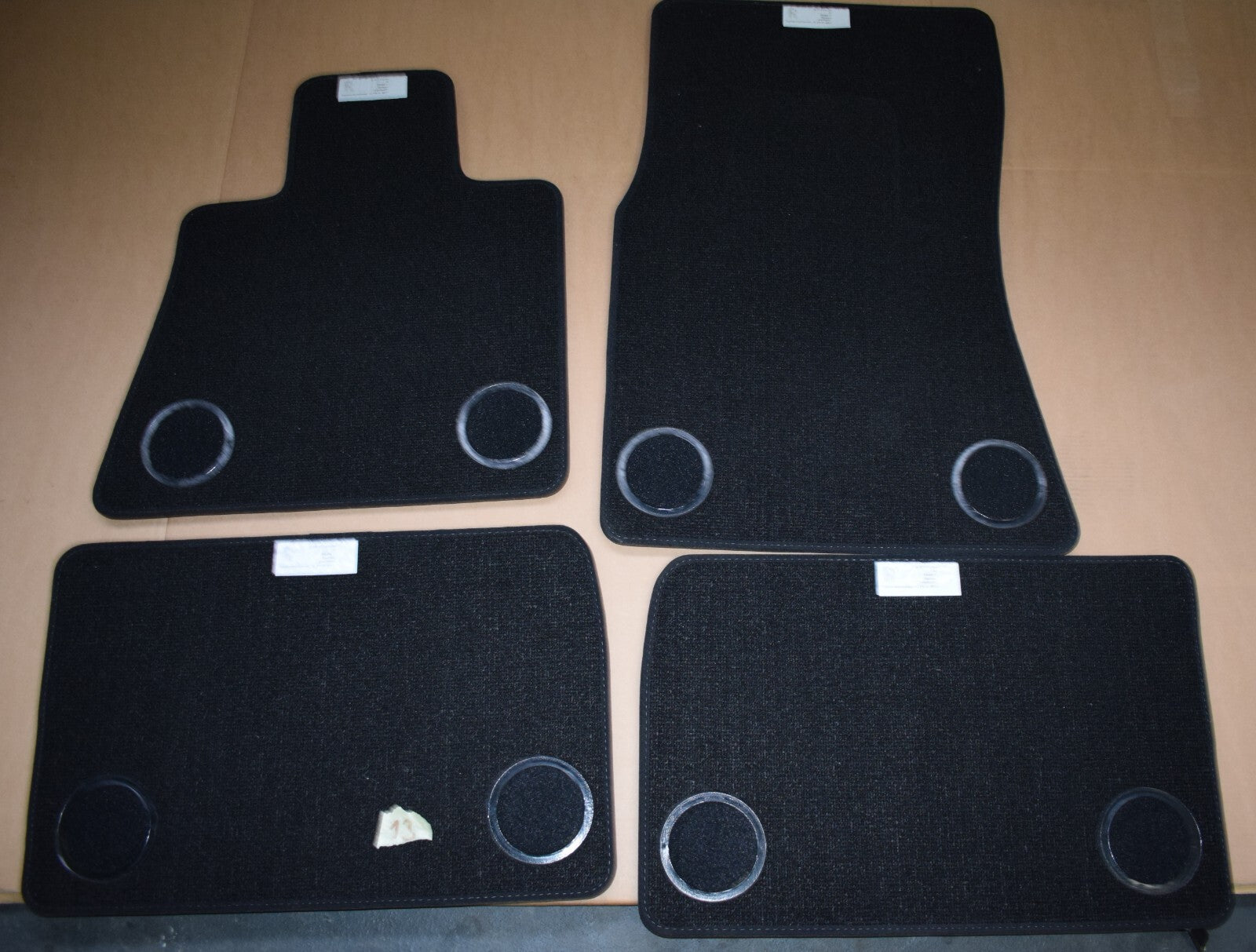 Original Rolls Royce RR31 Cullinan Fußmatten Floor mats schwarz Velour