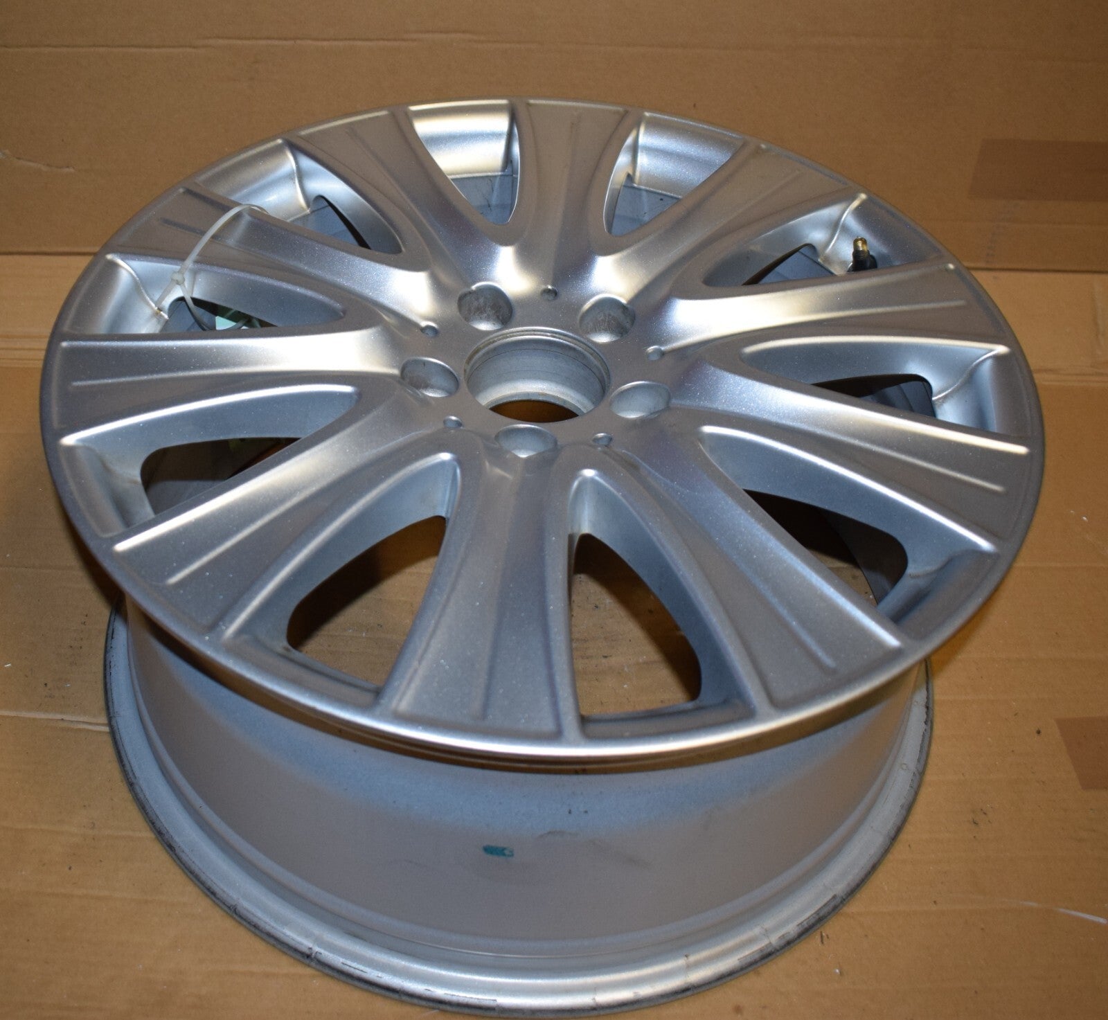1x Original Mercedes w222 S Klasse Alufelge A2224010902 8Jx18 ET41