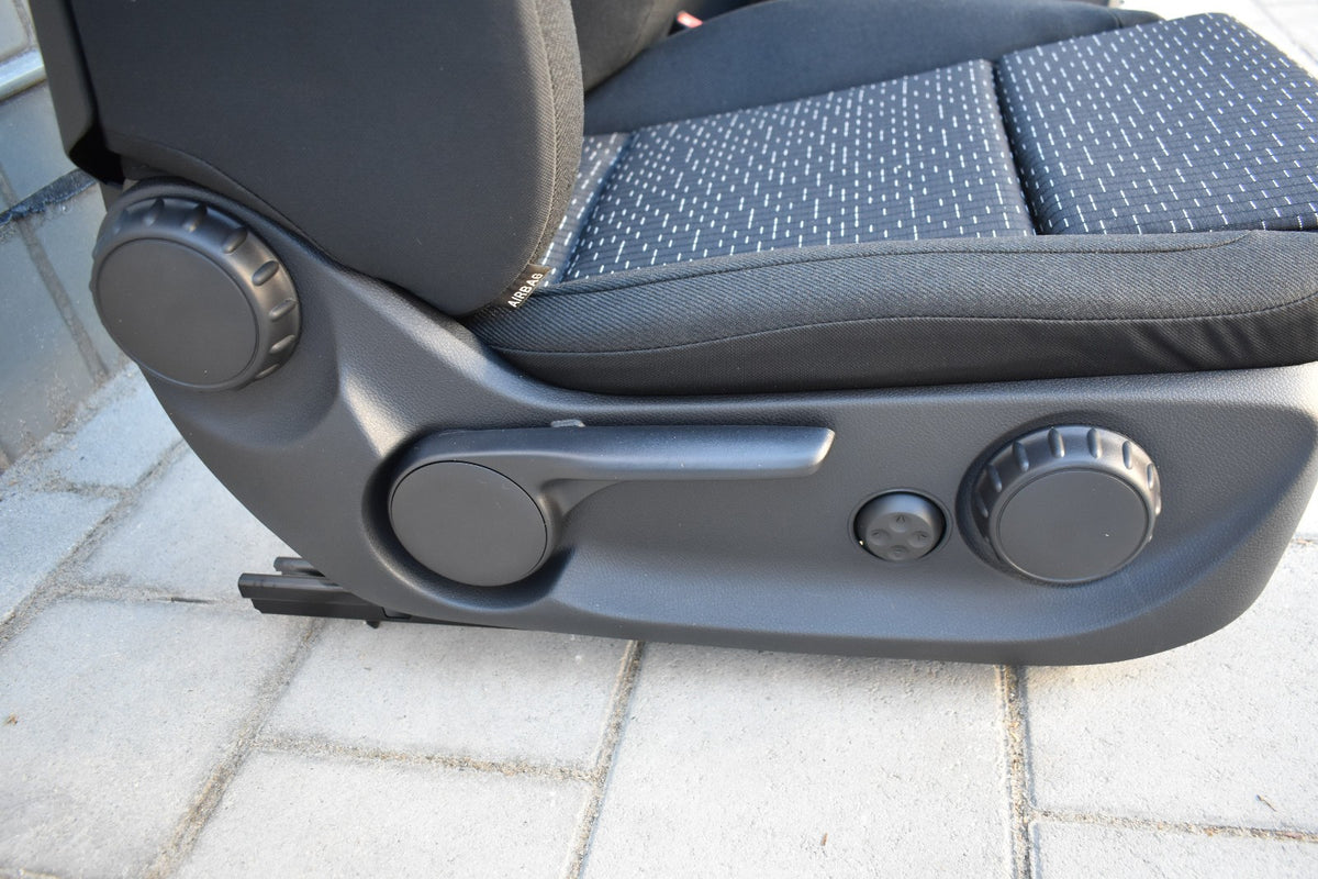 Original Mercedes w447 Fahrer Beifahrer sitz Stoff Vito mechanisch Komfort Calum