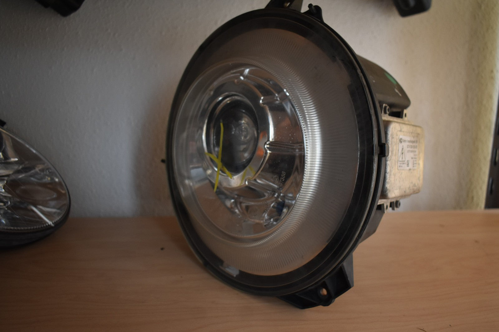 Original Mercedes w463 G Klasse Scheinwerfer Licht vorne Xenon a4638200759
