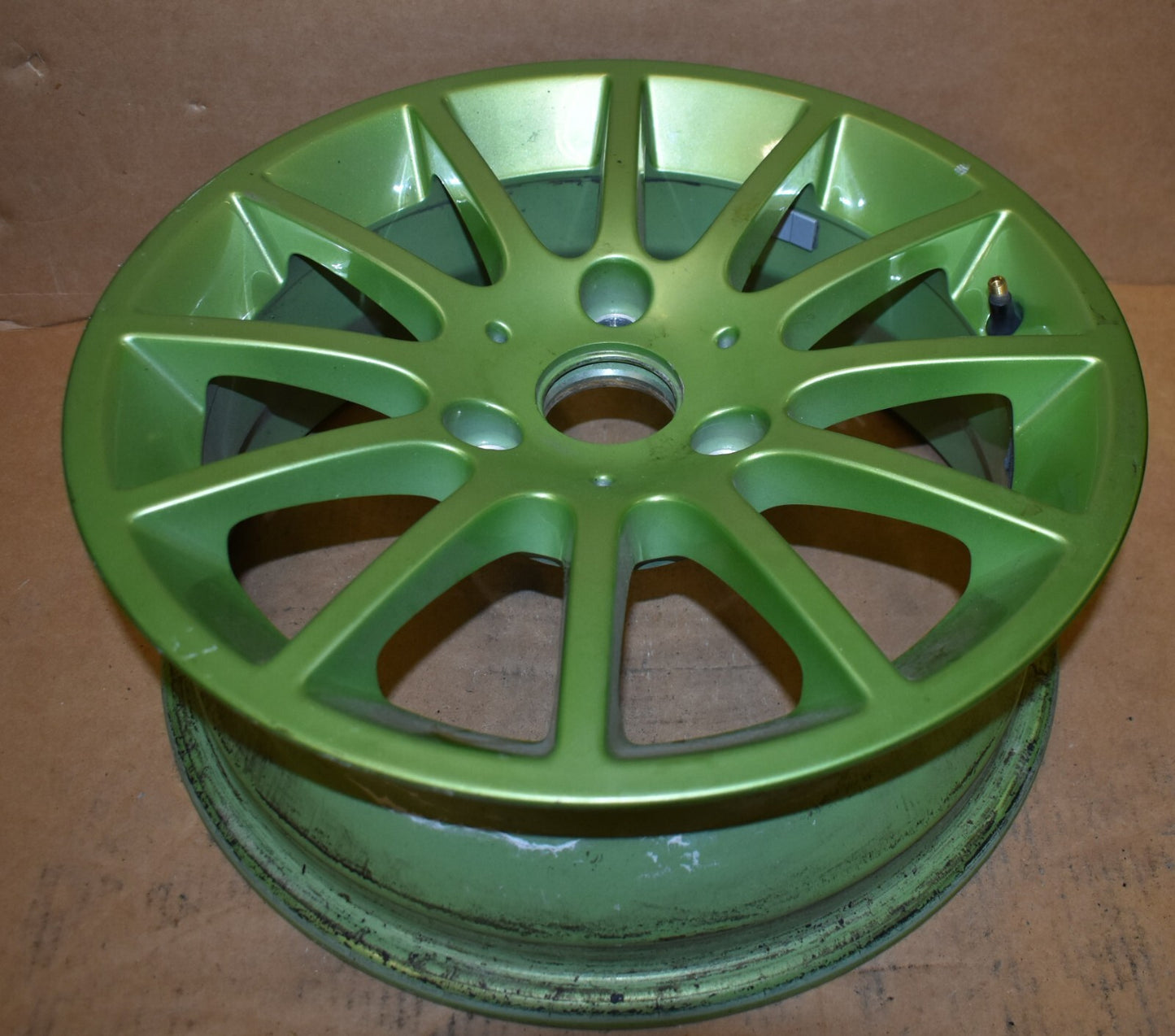 1x Original SMART w451 Alufelge Felge a4514010402 5,5Jx15H2 ET22