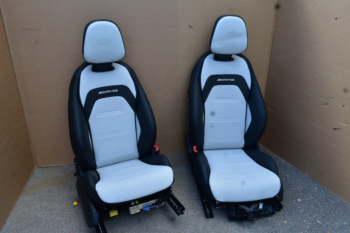 Mercedes wS214 W214 E Klasse T Modell Amg Sitze vorne Ledersitze Massage weiss