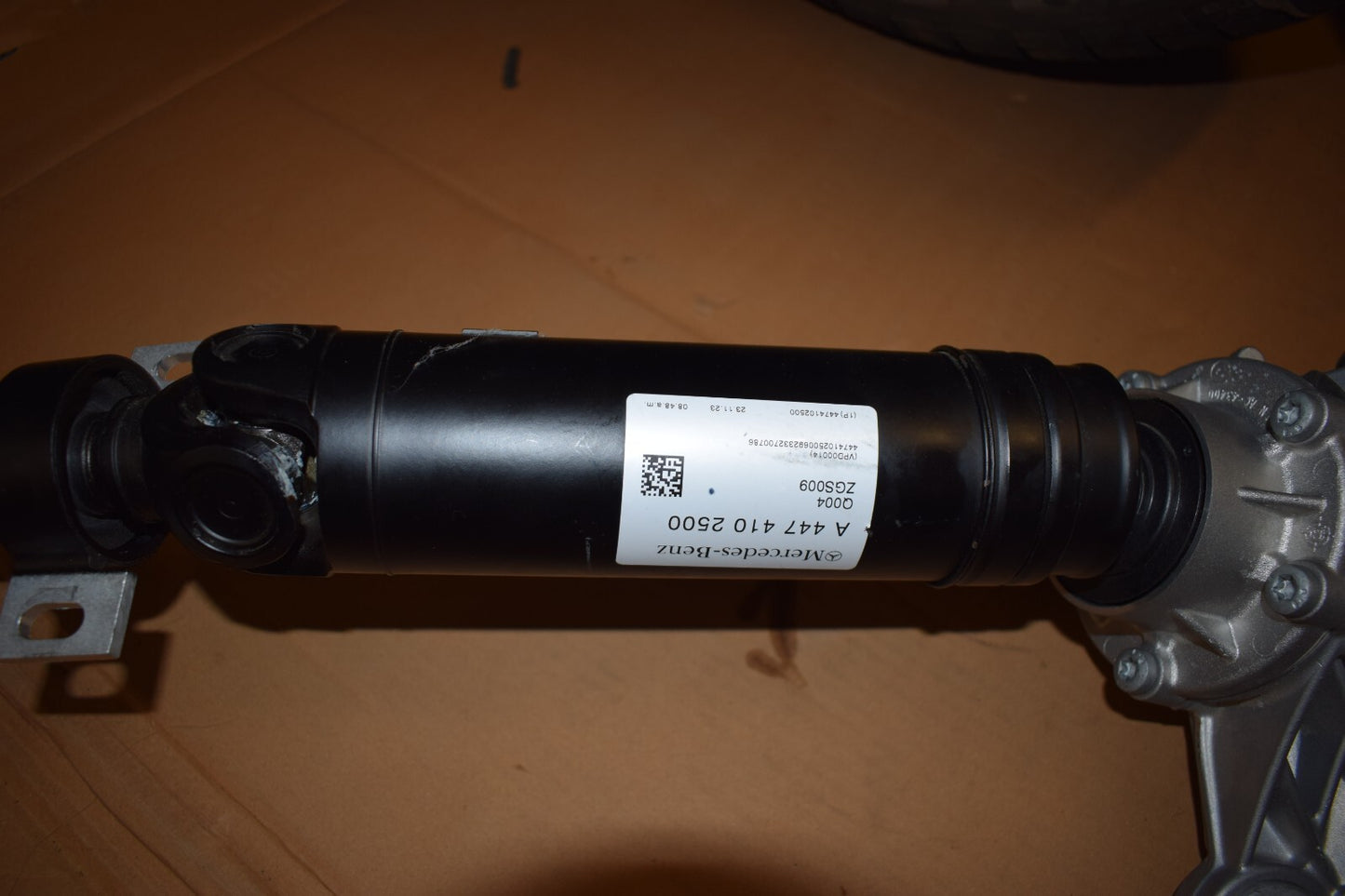 1x Original Mercedes Gw447 4 Matic Vorderachsgetriebe a4473305600 Kardanwelle