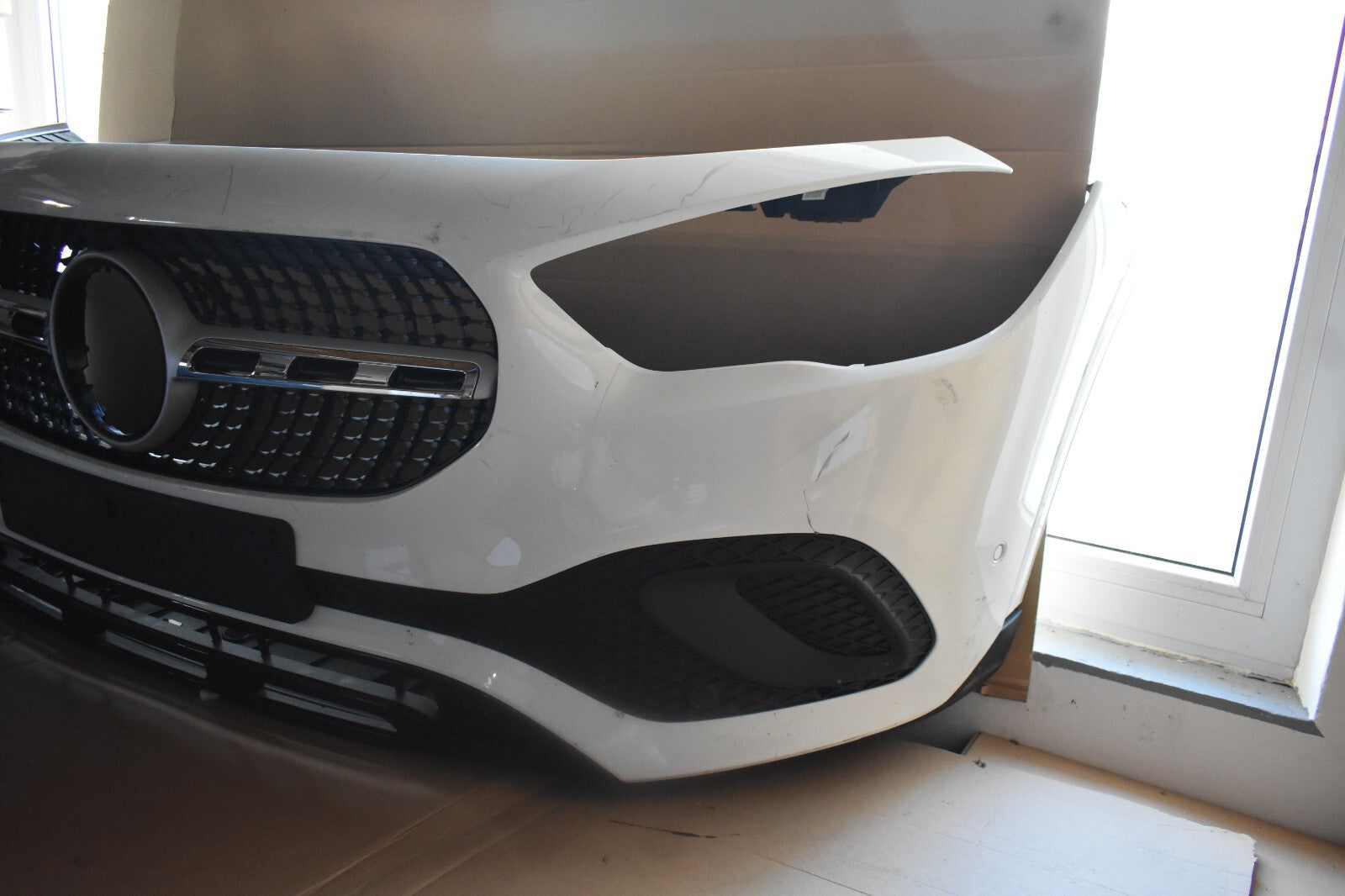 Original Mercedes H247 Stoßstange vorne GLA Bumper Stoßfänger