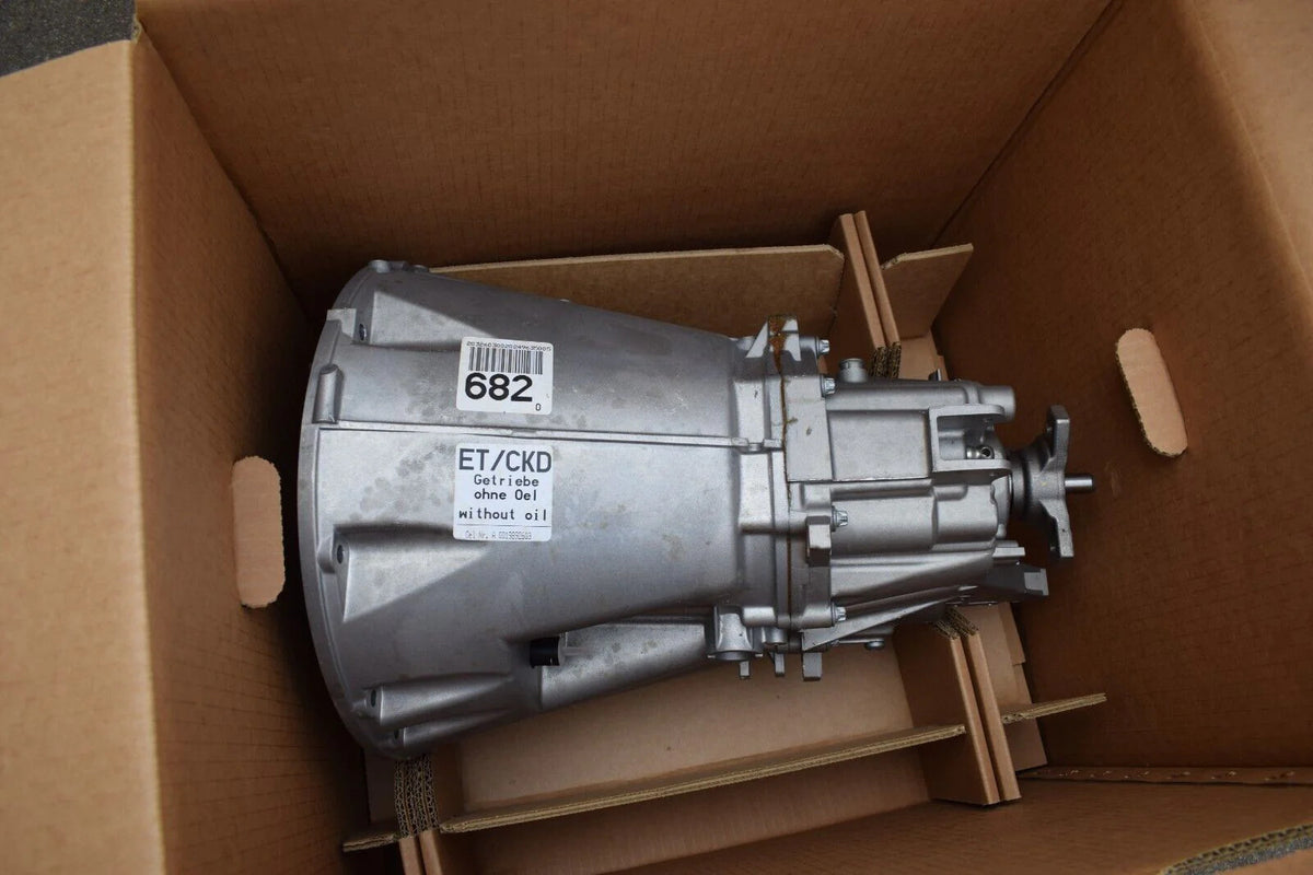 NEU Original Mercedes Mechanisches Getriebe BM 716.638 a203260300 OVP C180