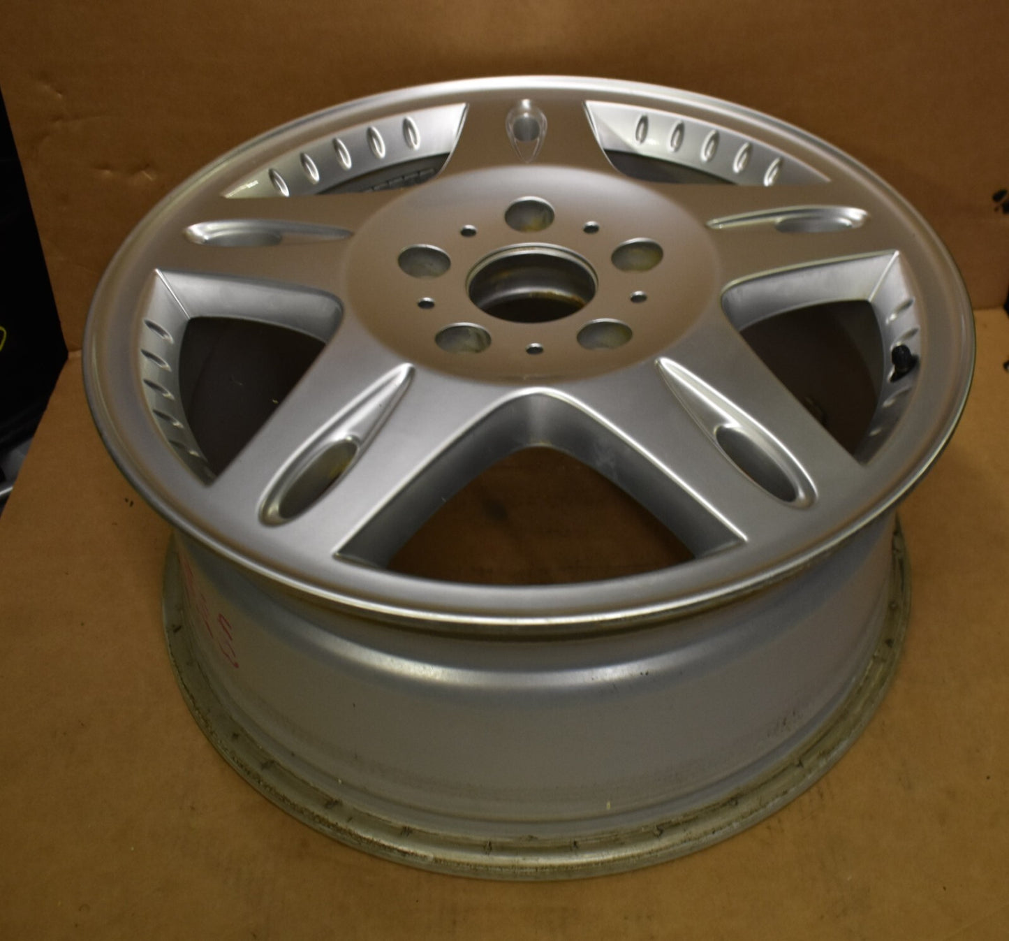1x Original Mercedes w463 G Klasse Alufelge A4634011002 7,5Jx18 ET63 Felge