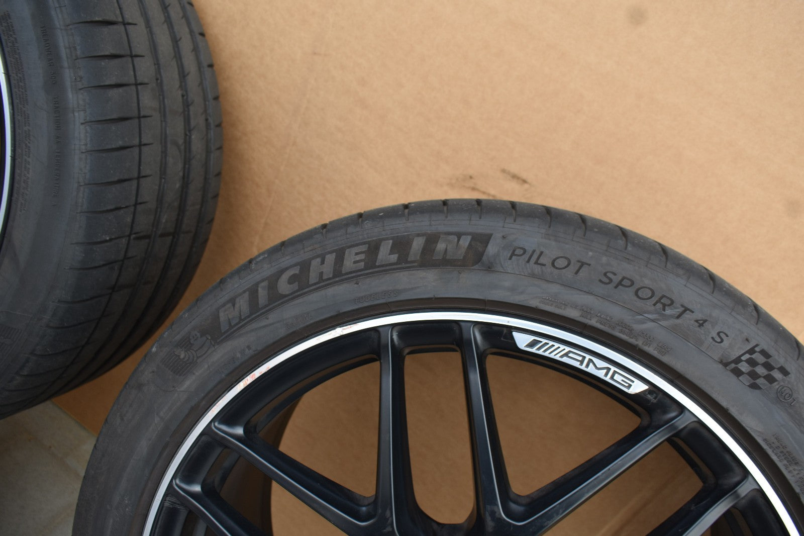 Original Mercedes w167 GLS X167 AMG Räder Sommer Kreuzspeichen schwarz Matt 22