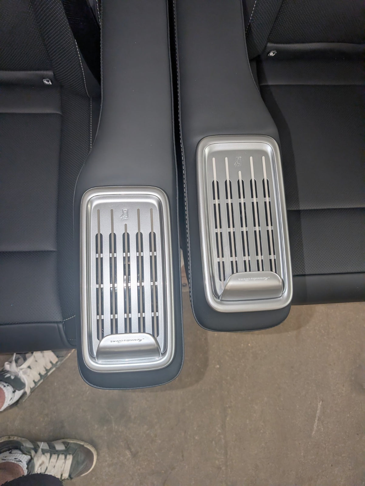 2x Original Mercedes w447 Luxus Sitze V Klasse Nappa neu Seats 2025 VIP
